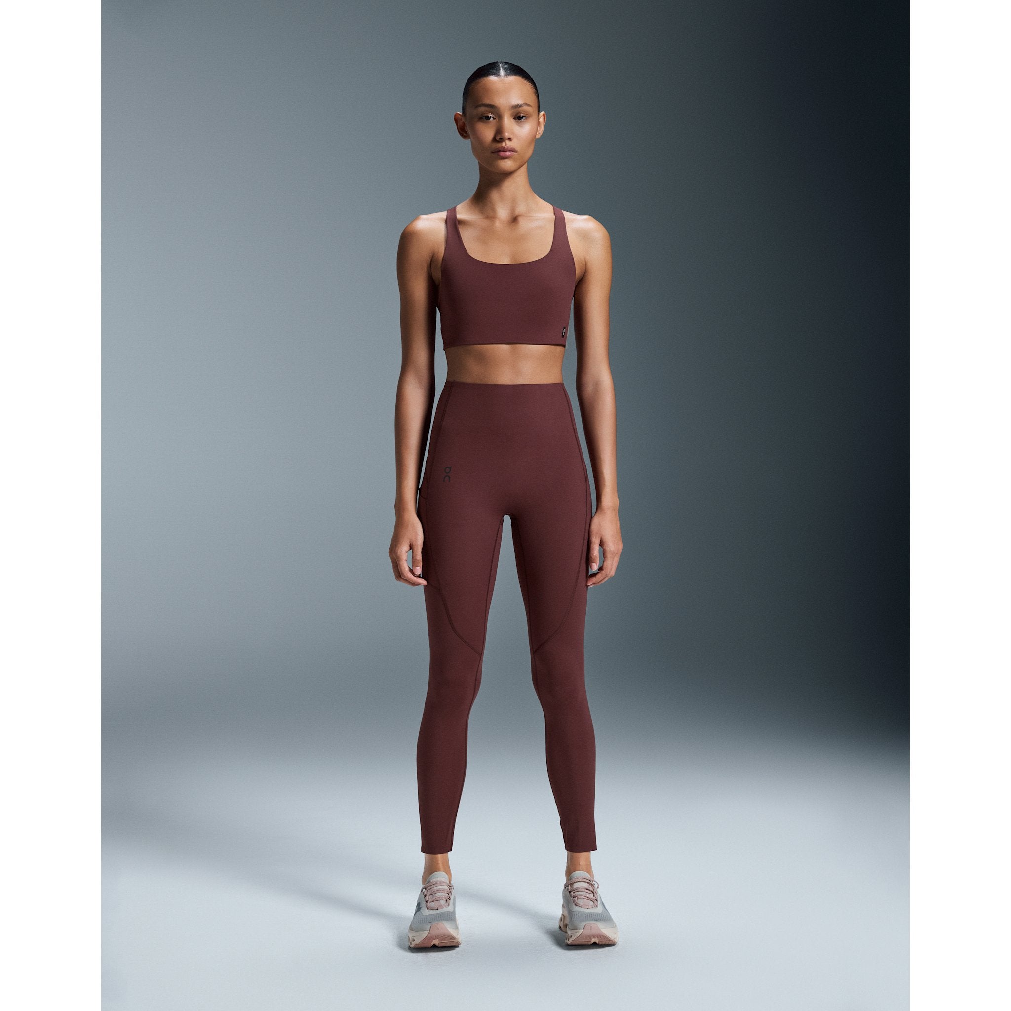 On Movement Bra Mulberry
