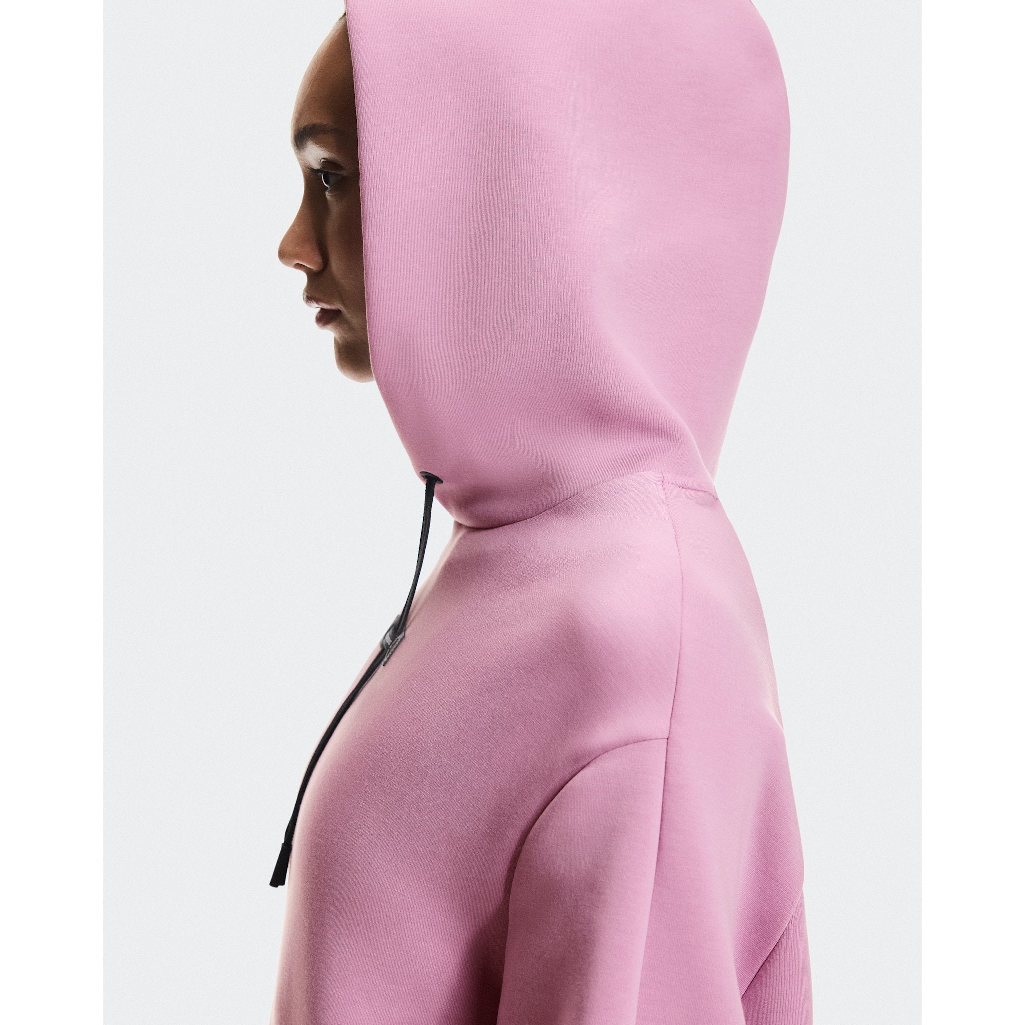 On Focus Tech Hoodie Sakura