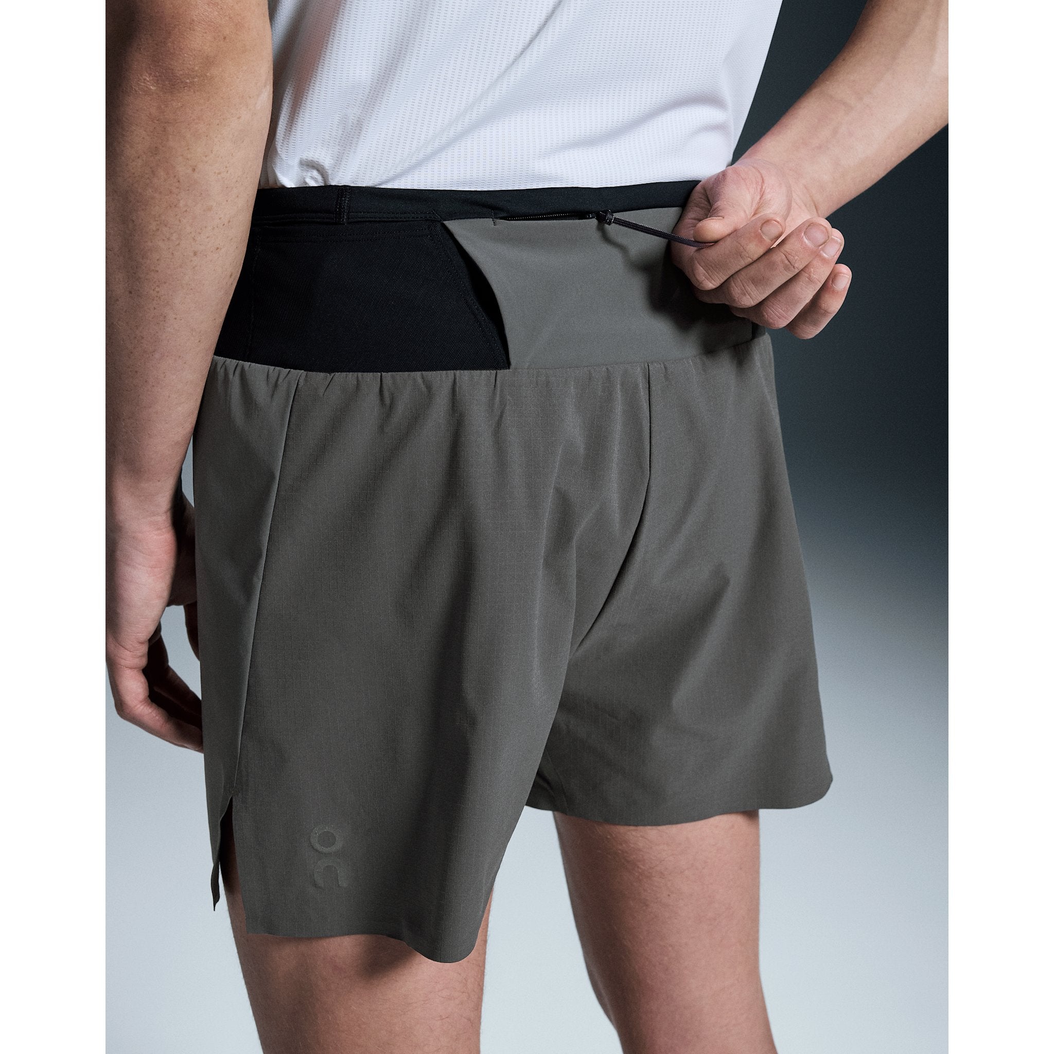 On Ultra Shorts Eclipse