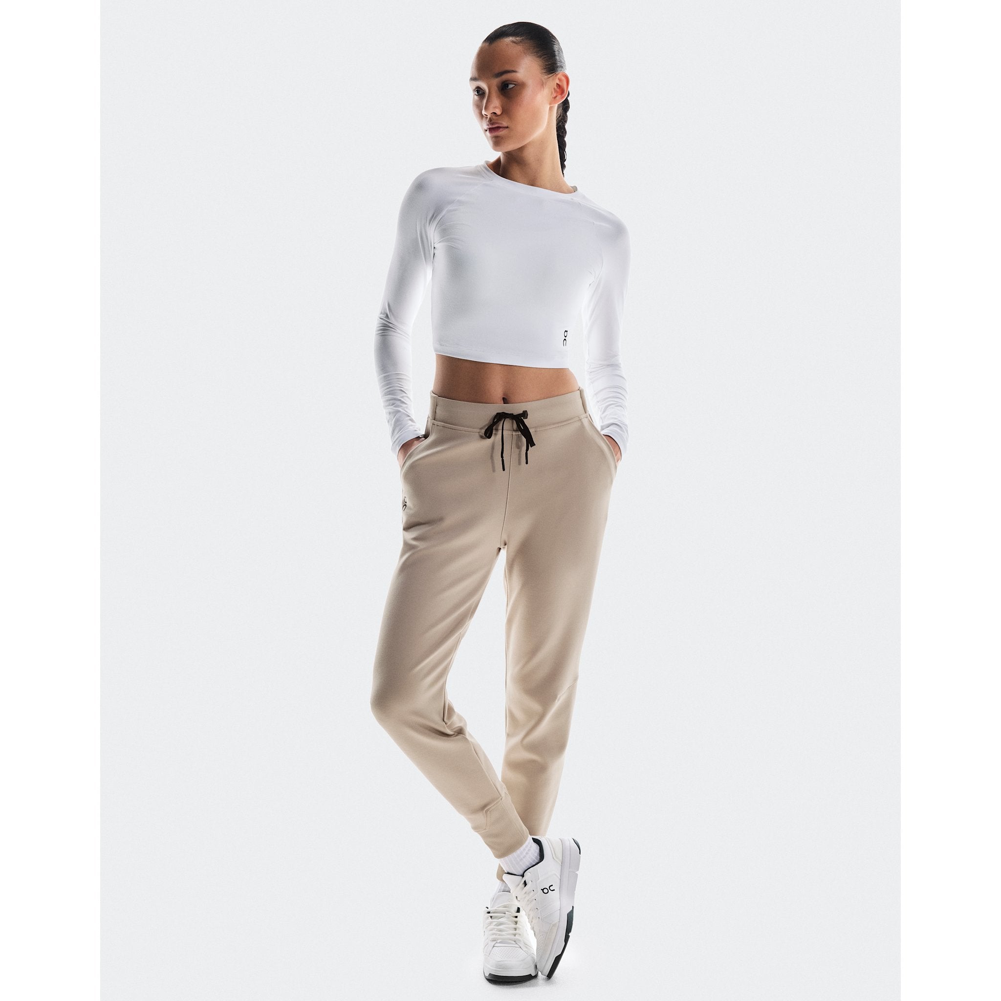 On Sweat Pants Desert