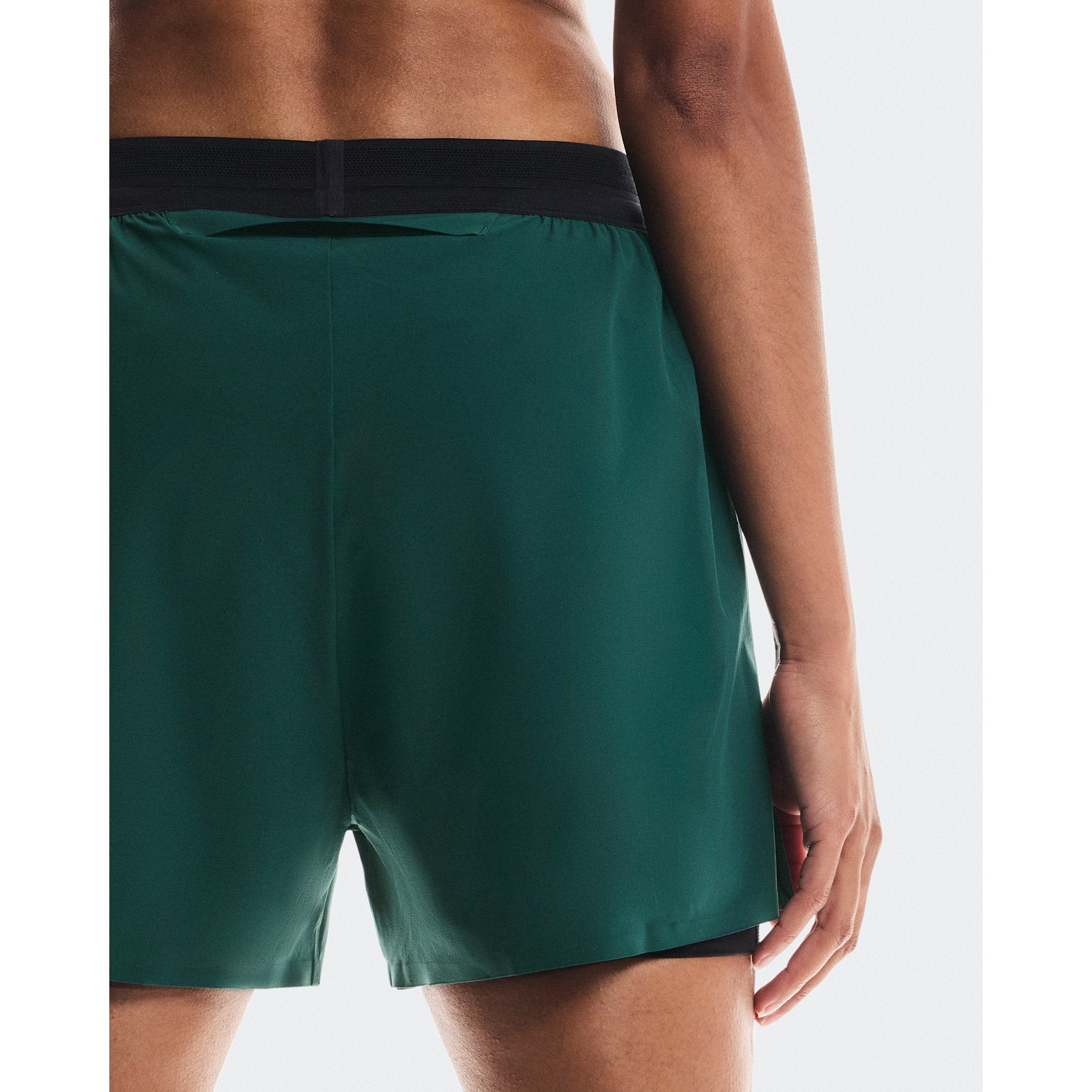 On 3" Performance 2/1 Shorts Spirulina | Black