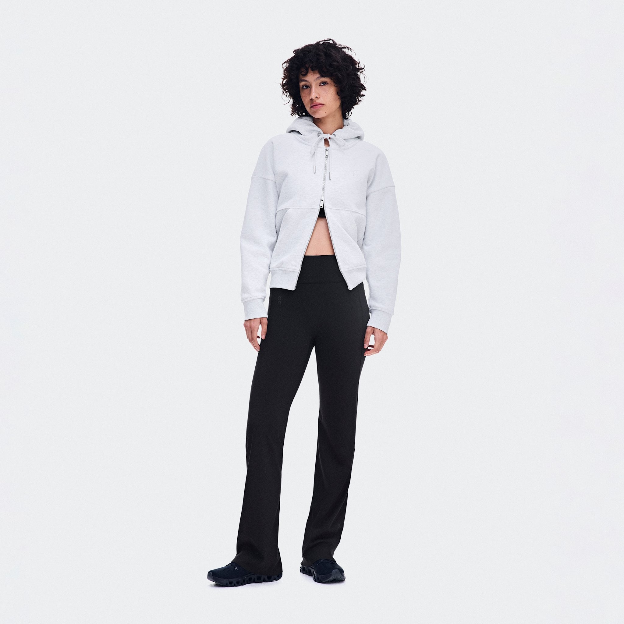 On Studio Flared Pants 32" Black