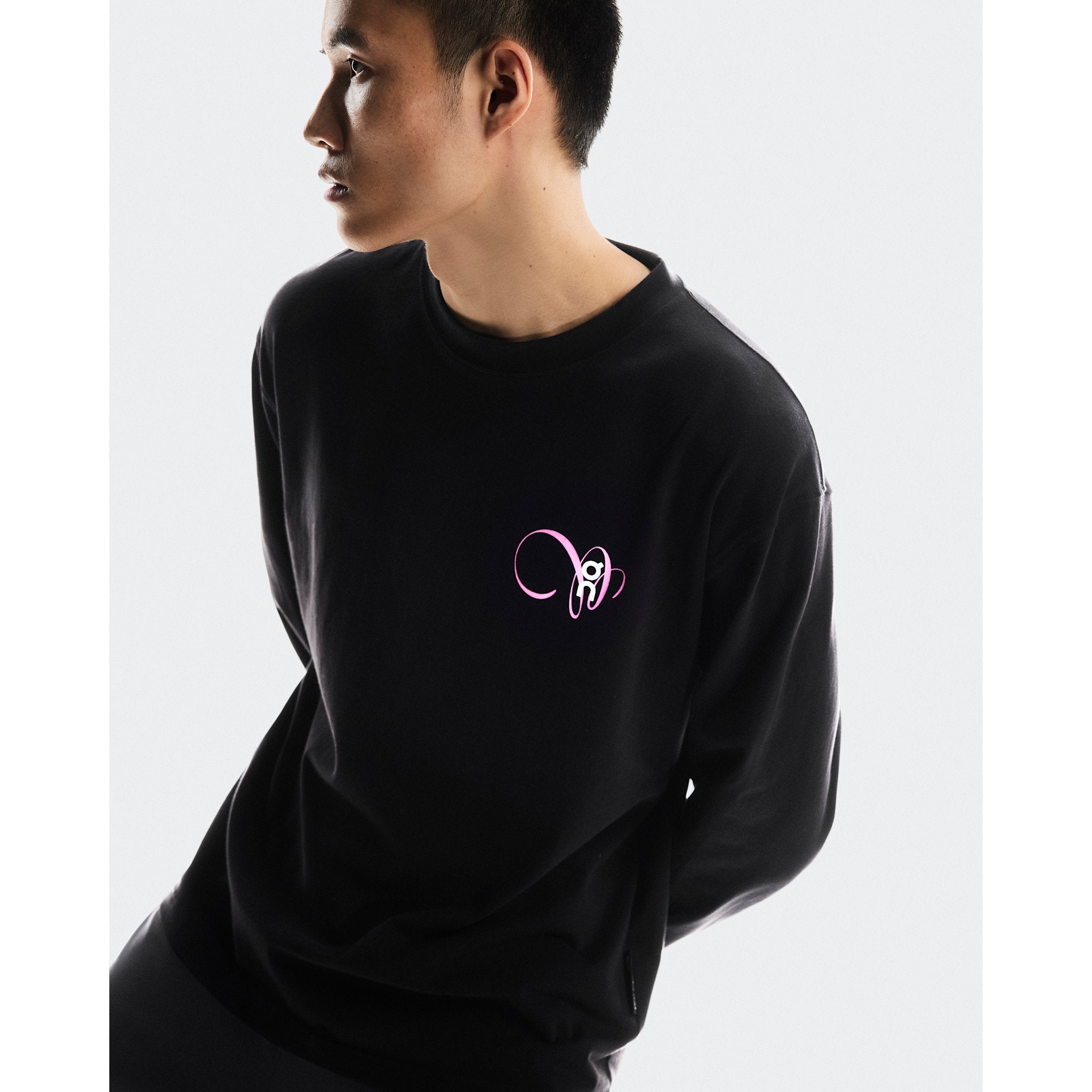 On Club Long-T Graphic Black