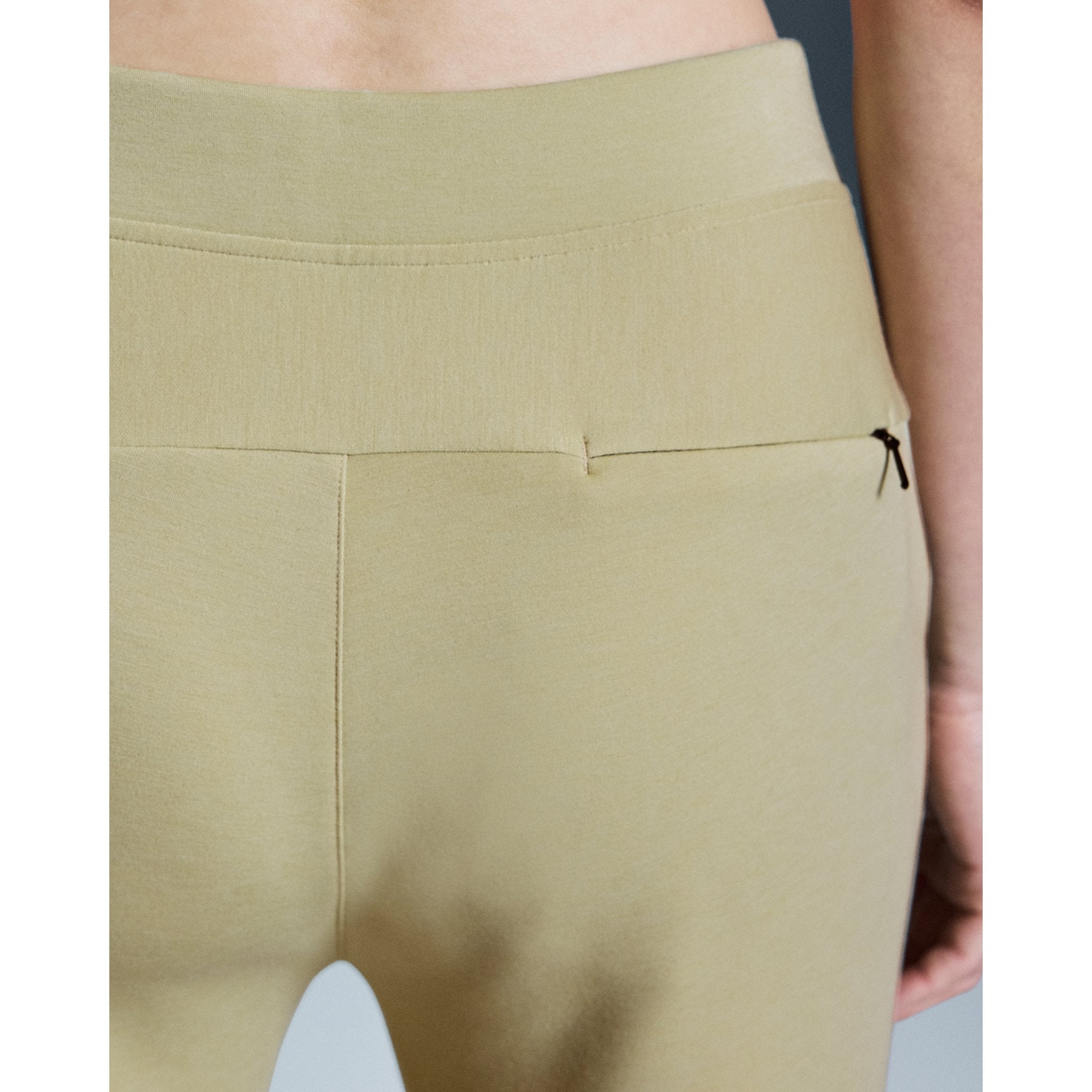 On Sweat Pants Caper