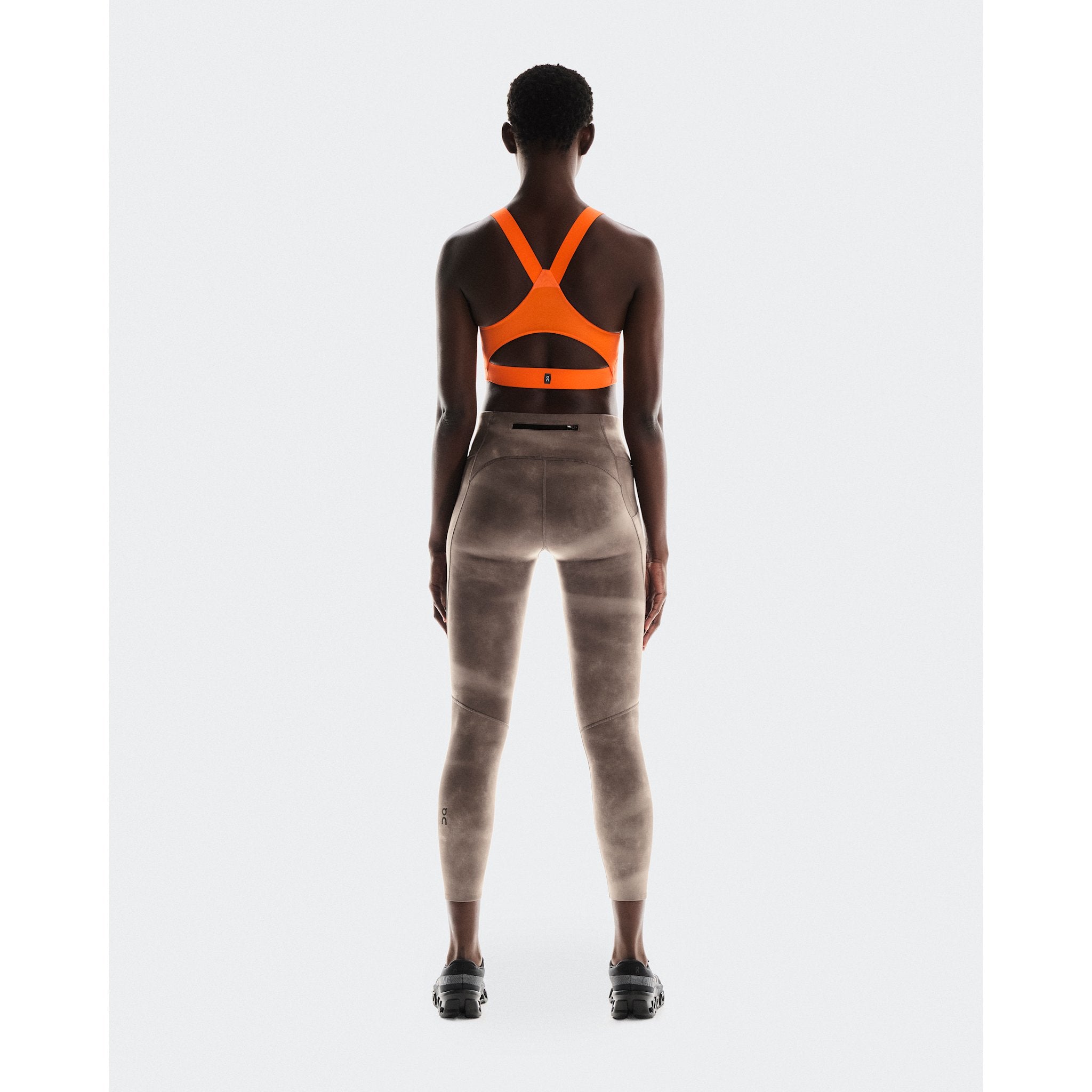 On Performance Tight 7/8 AOP Cinder
