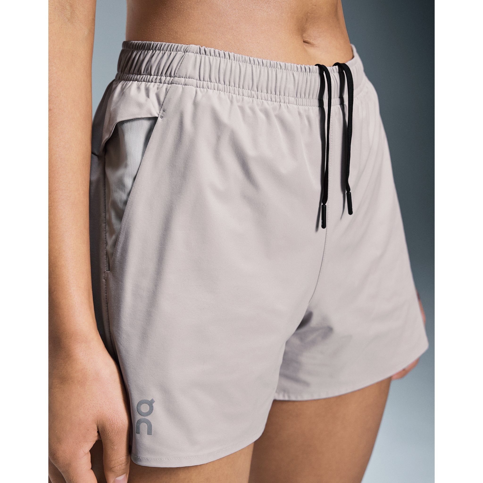 On Essential Shorts Fade