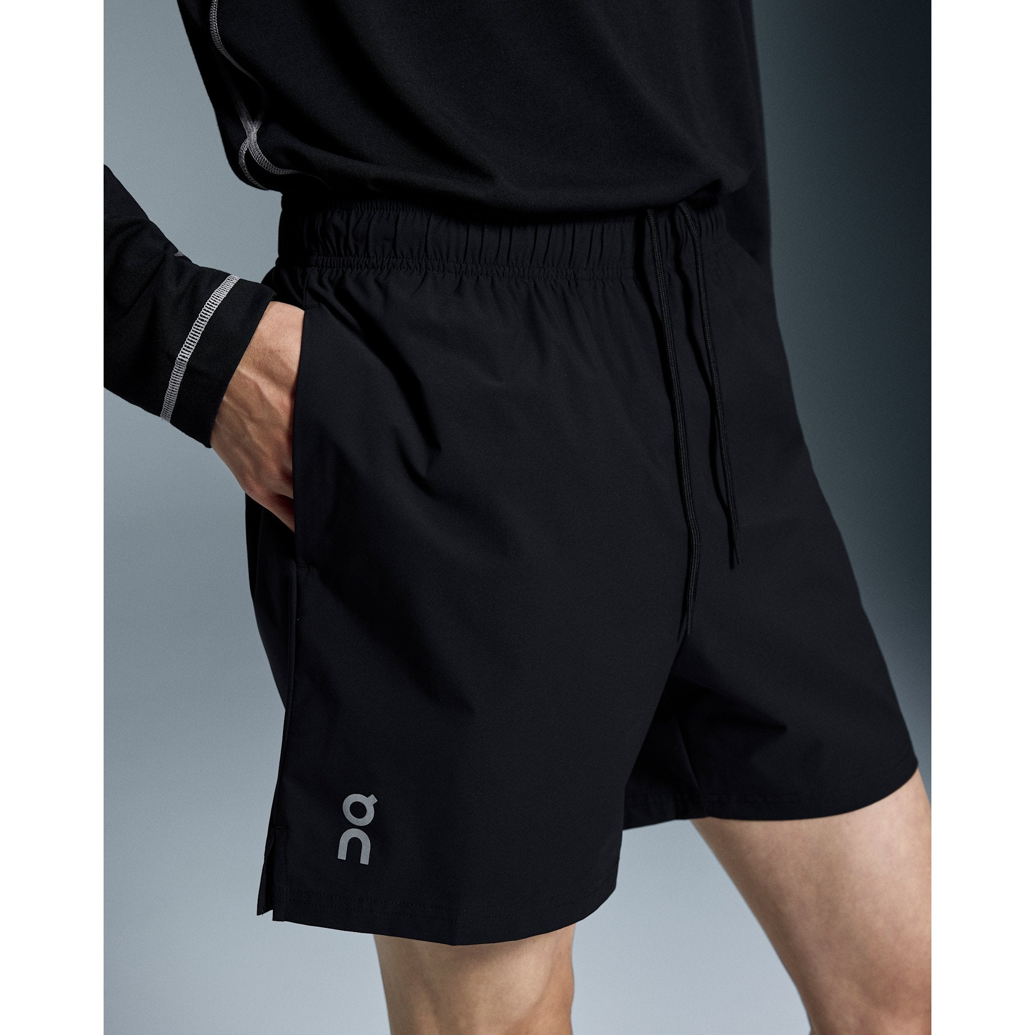 On 5" Core Shorts Black