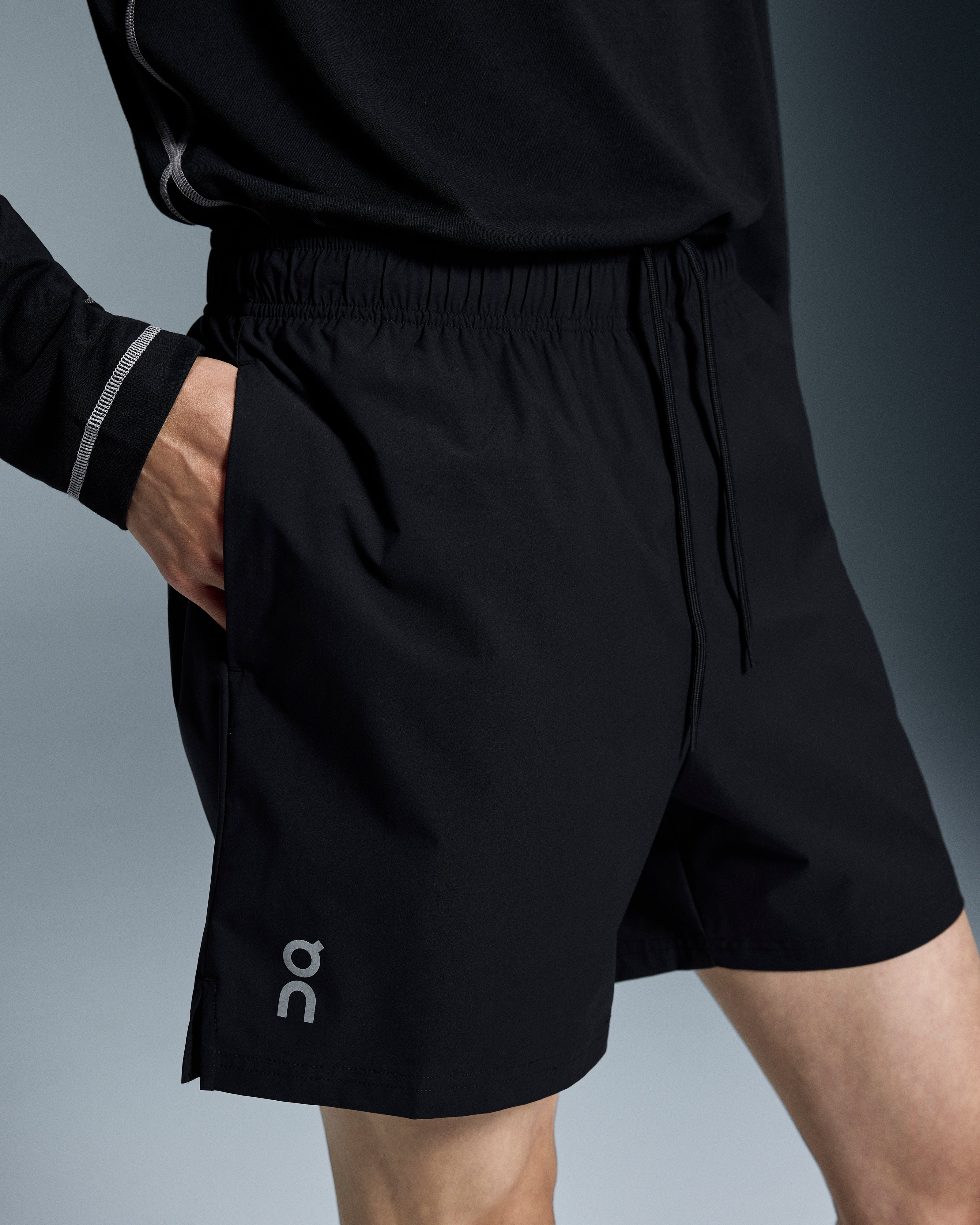 On 5" Core Shorts Black