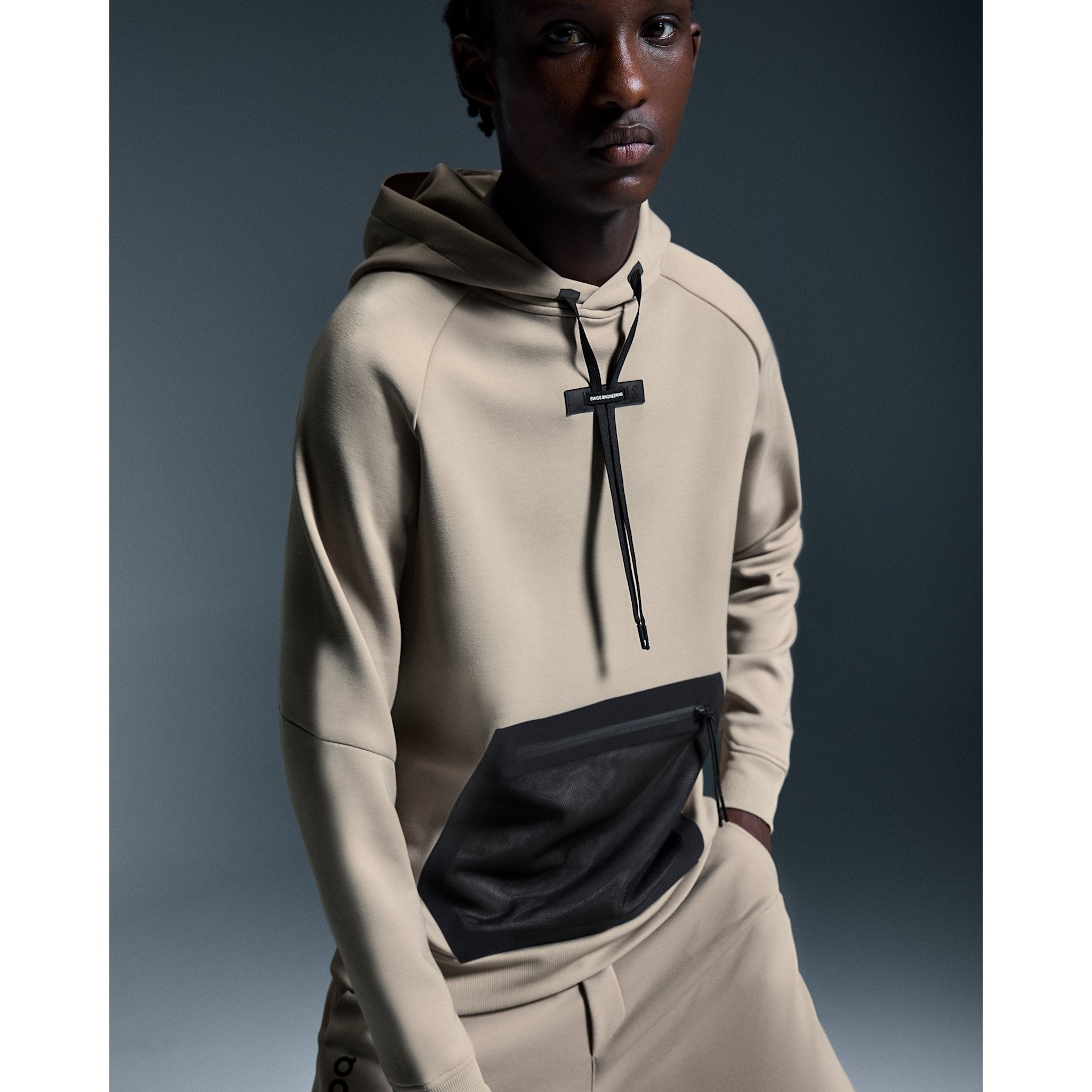 On Hoodie Desert