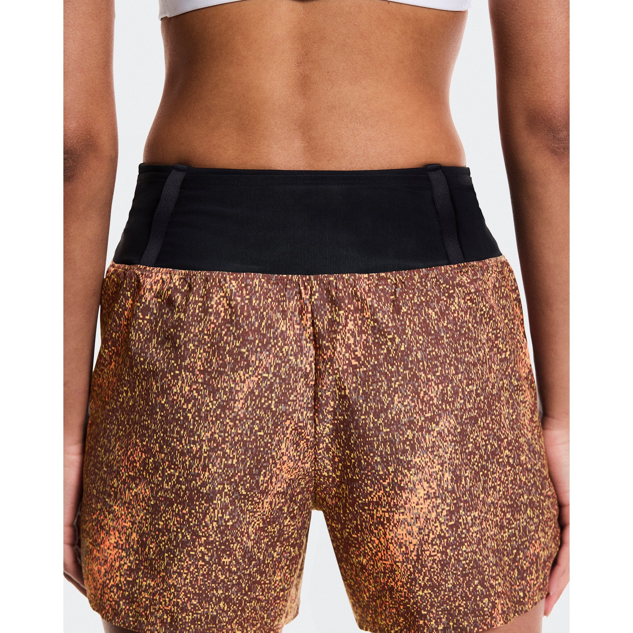 On Trail Shorts Black | Gobi