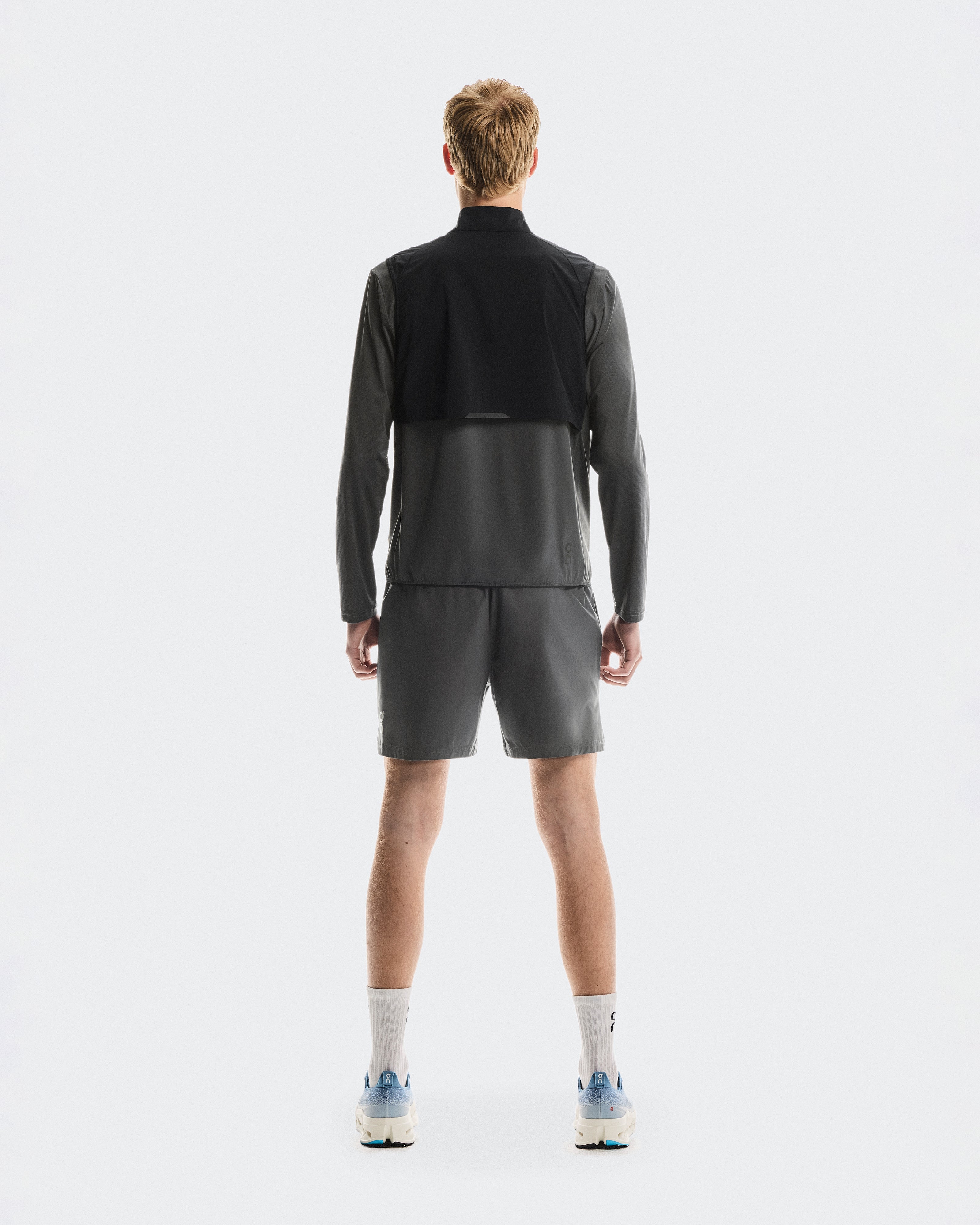 On Weather Vest Black | Eclipse