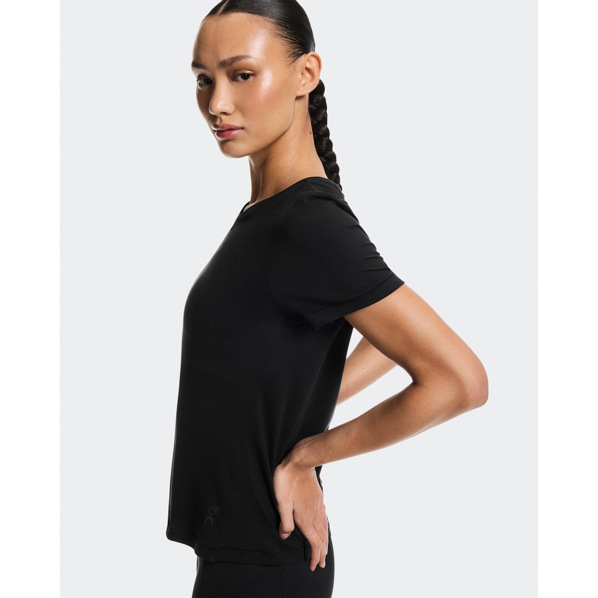 On Studio-T Black