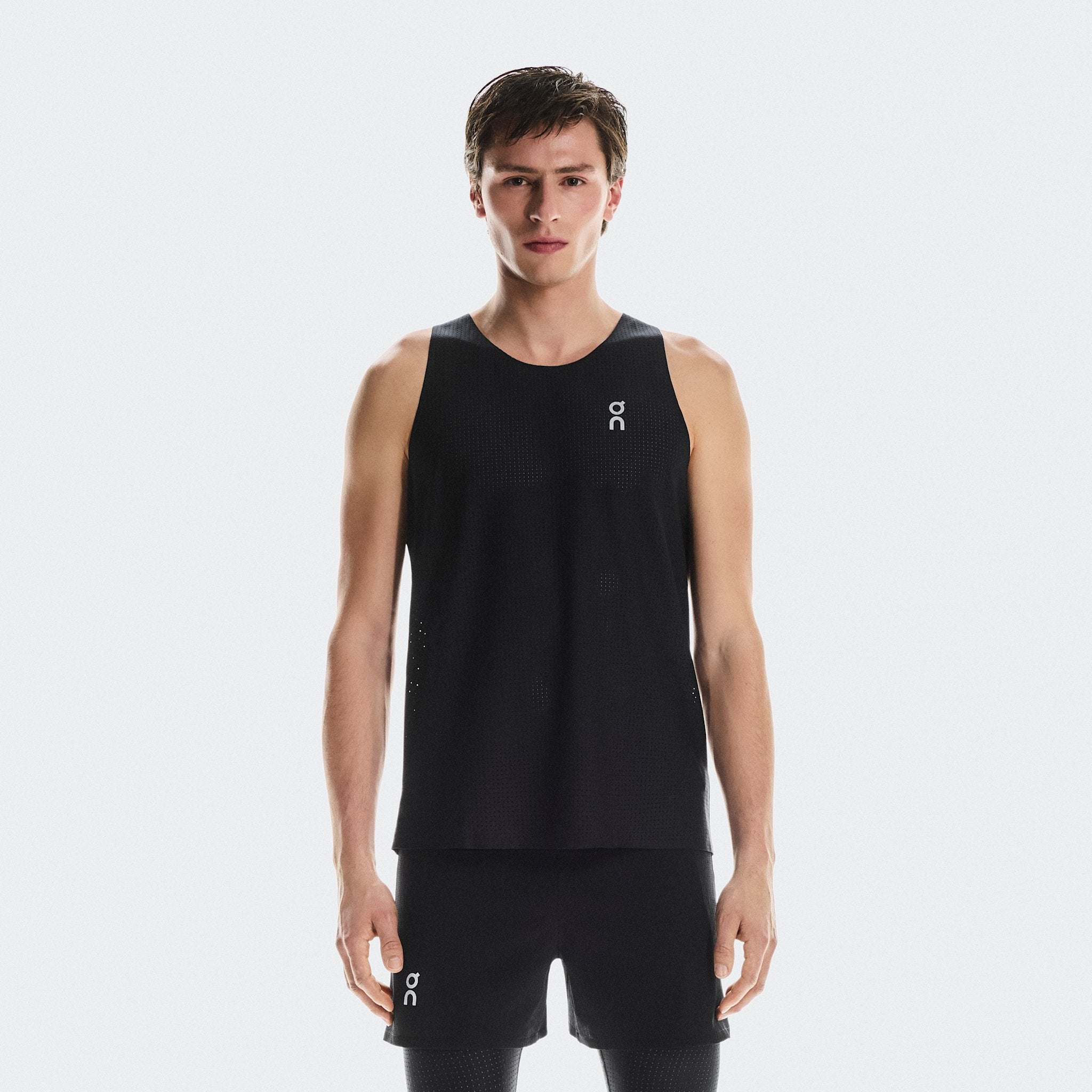 On Pace Tank Glacier | White