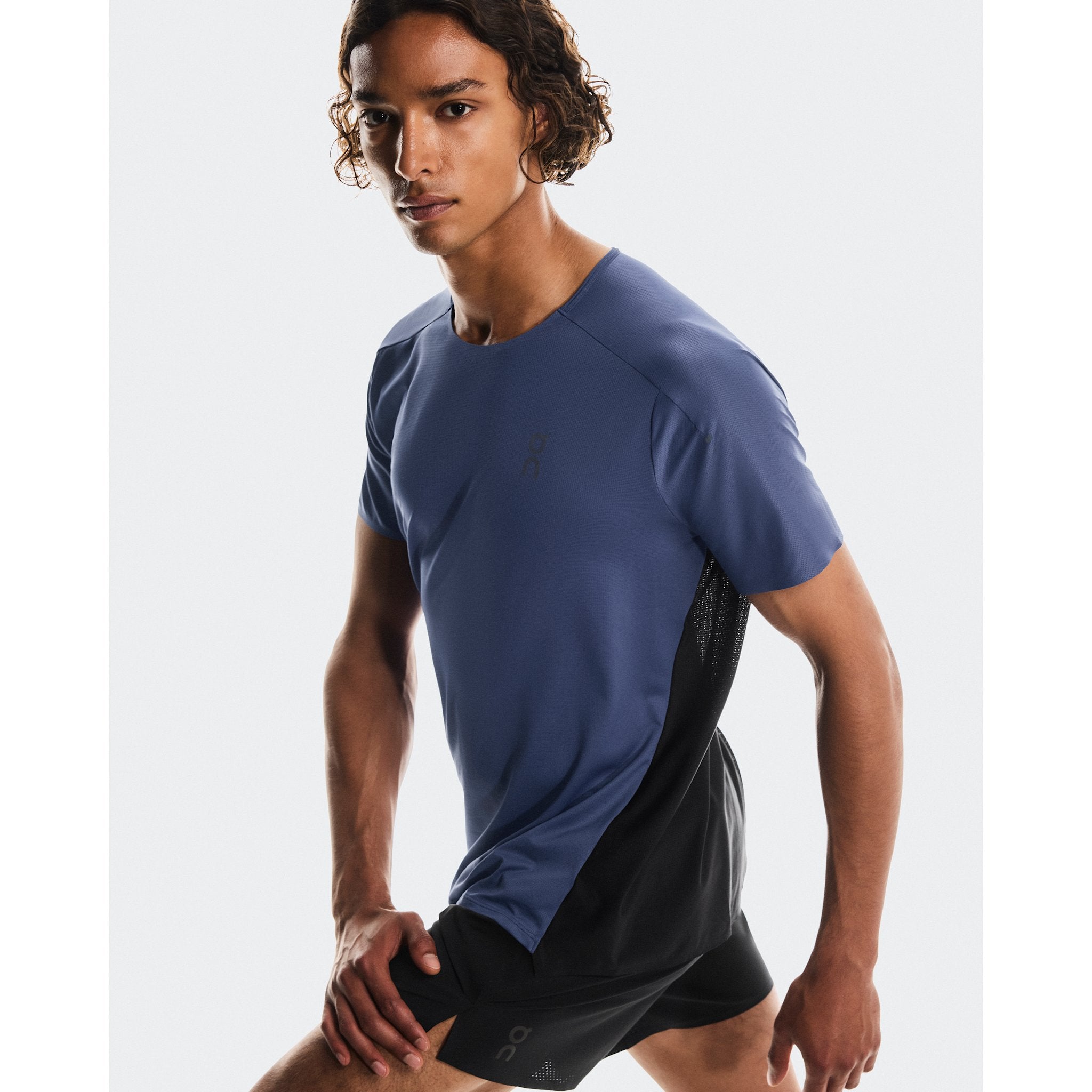 On Performance-T Acai | Black