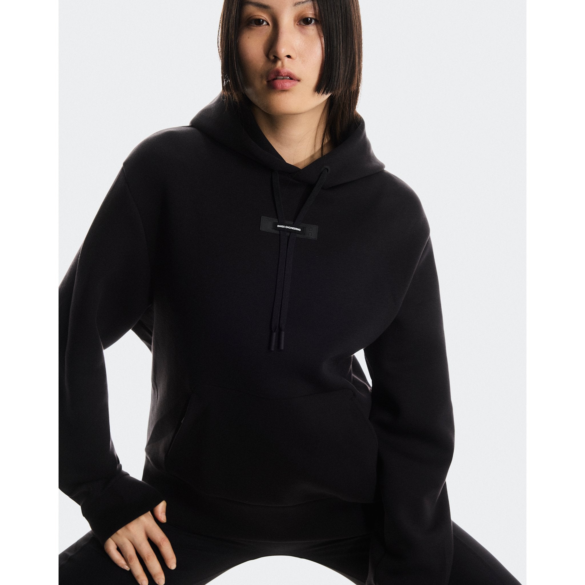 On Focus Tech Hoodie Black