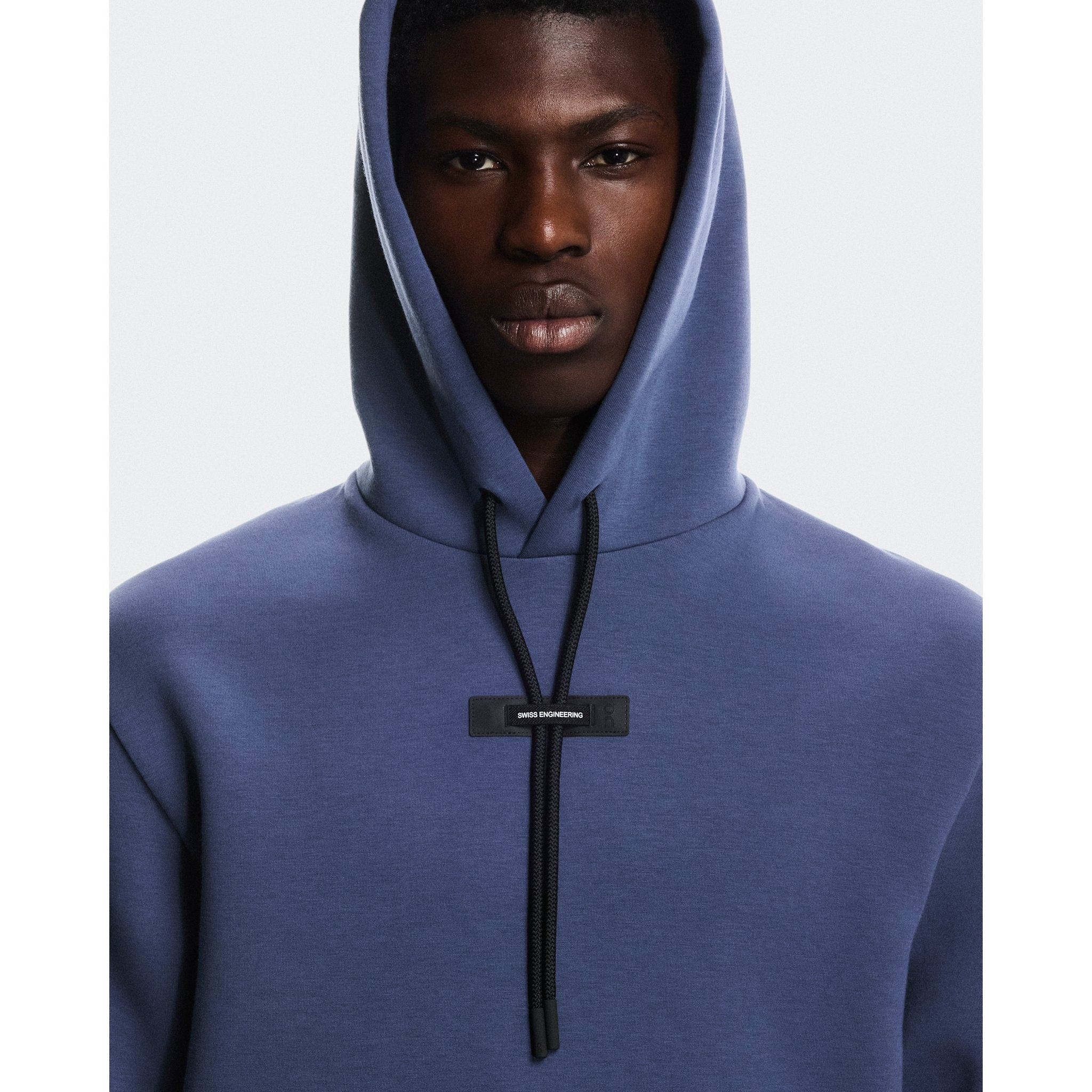 On Focus Tech Hoodie Acai