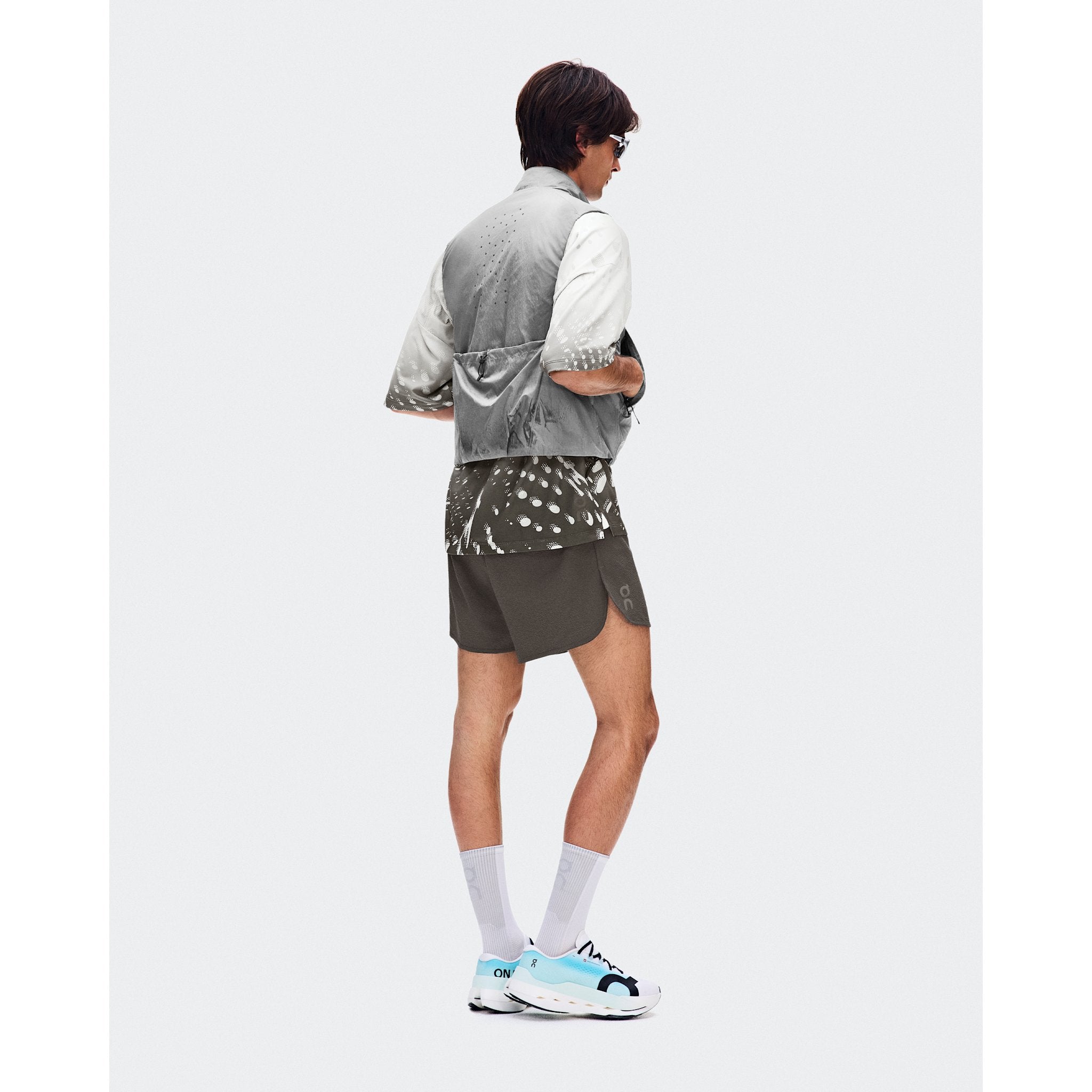 On Performance Volt Vest Glacier