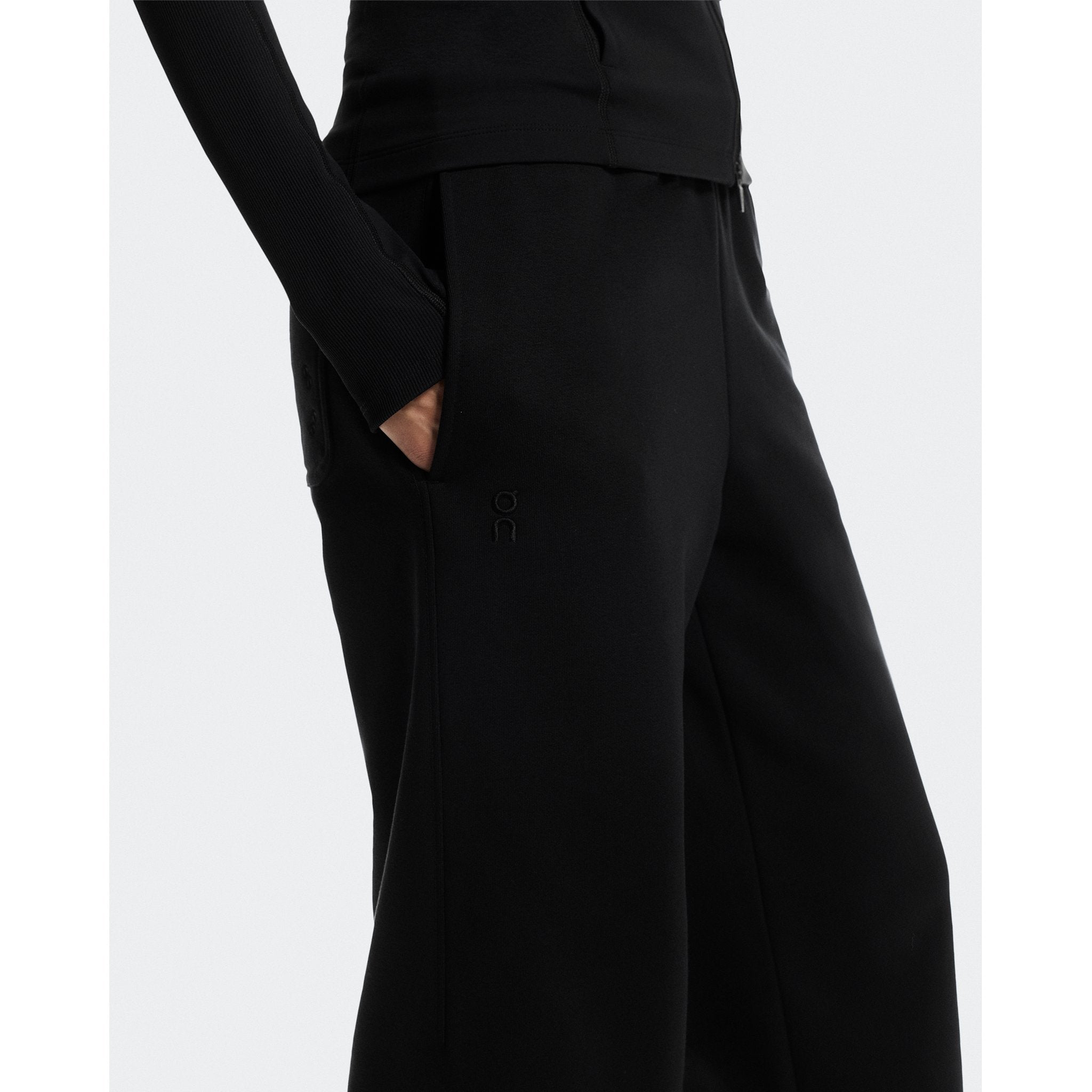 On Club Collective Pants Black