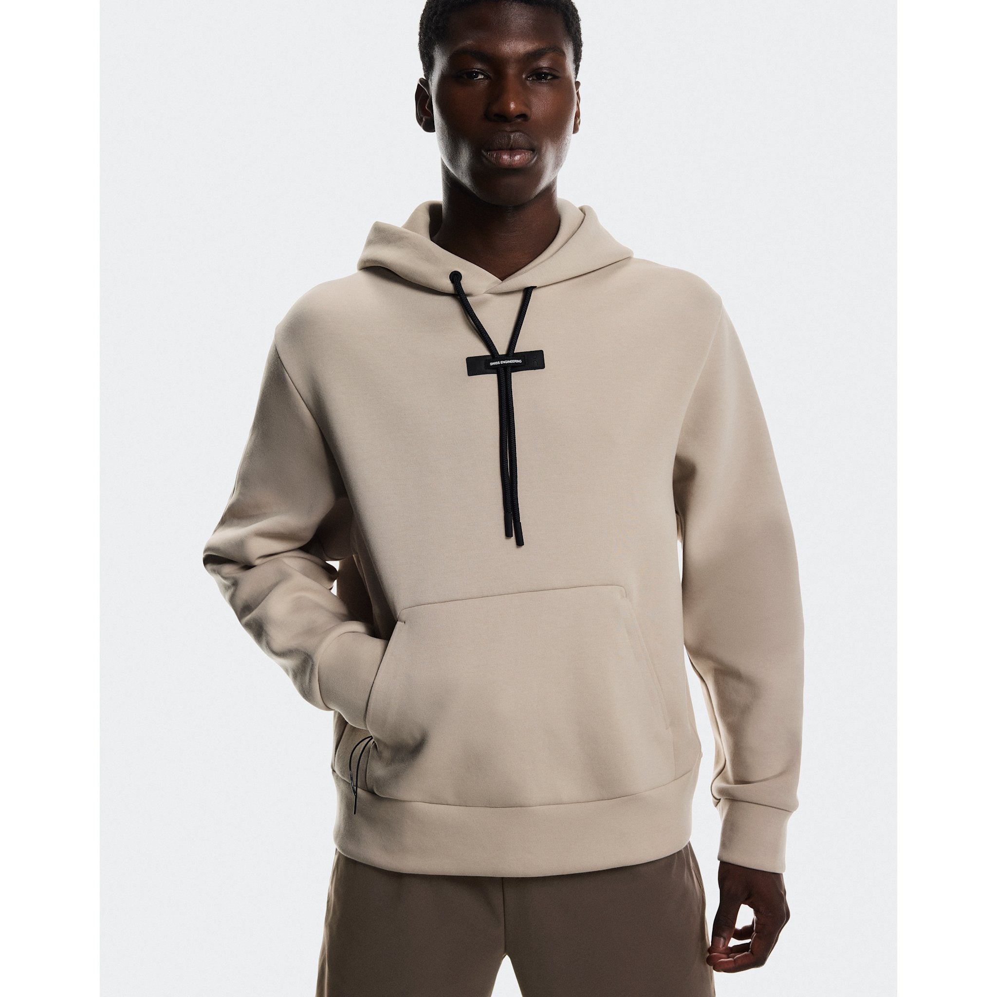 On Focus Tech Hoodie Desert