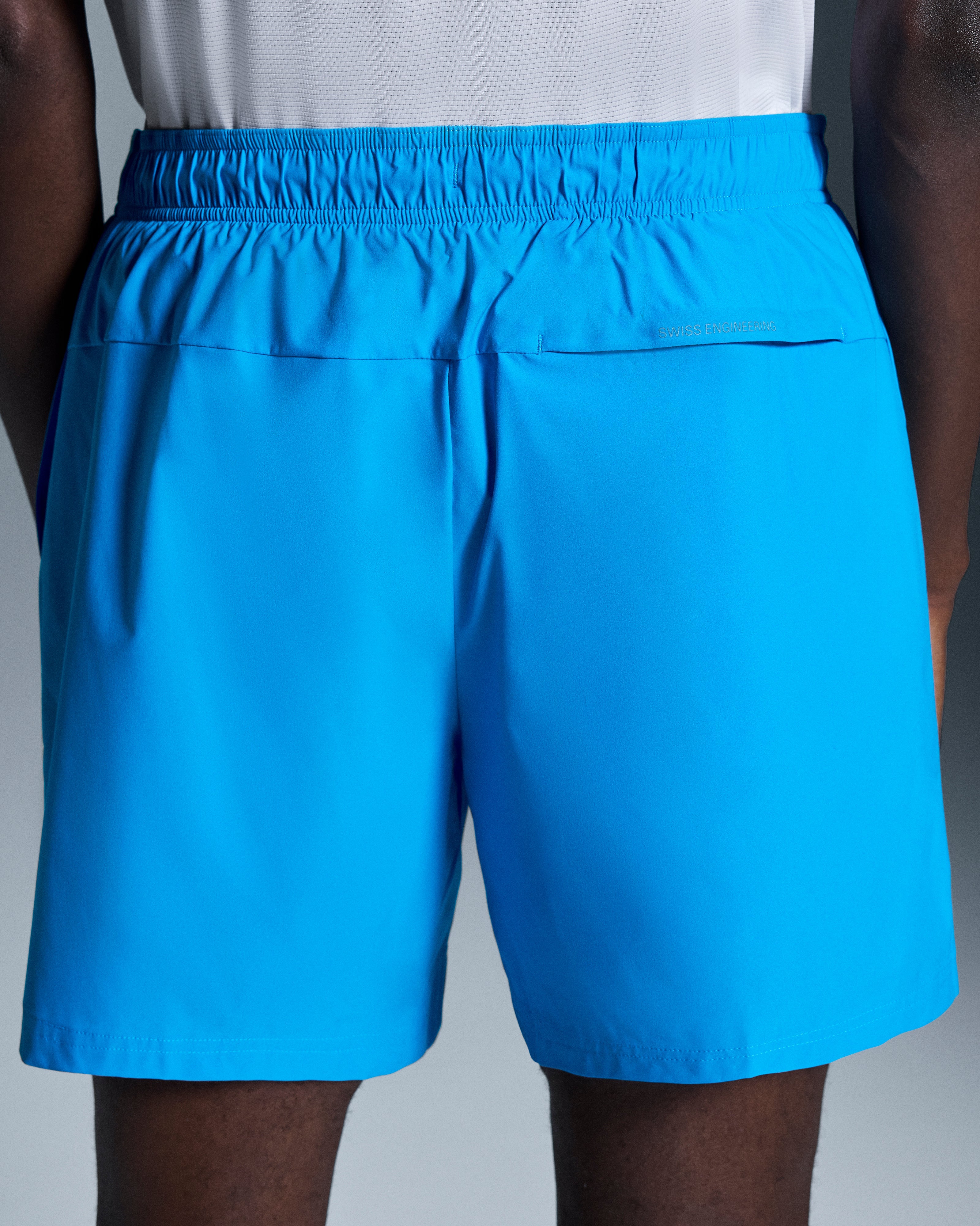 On 5" Core Shorts Malibu