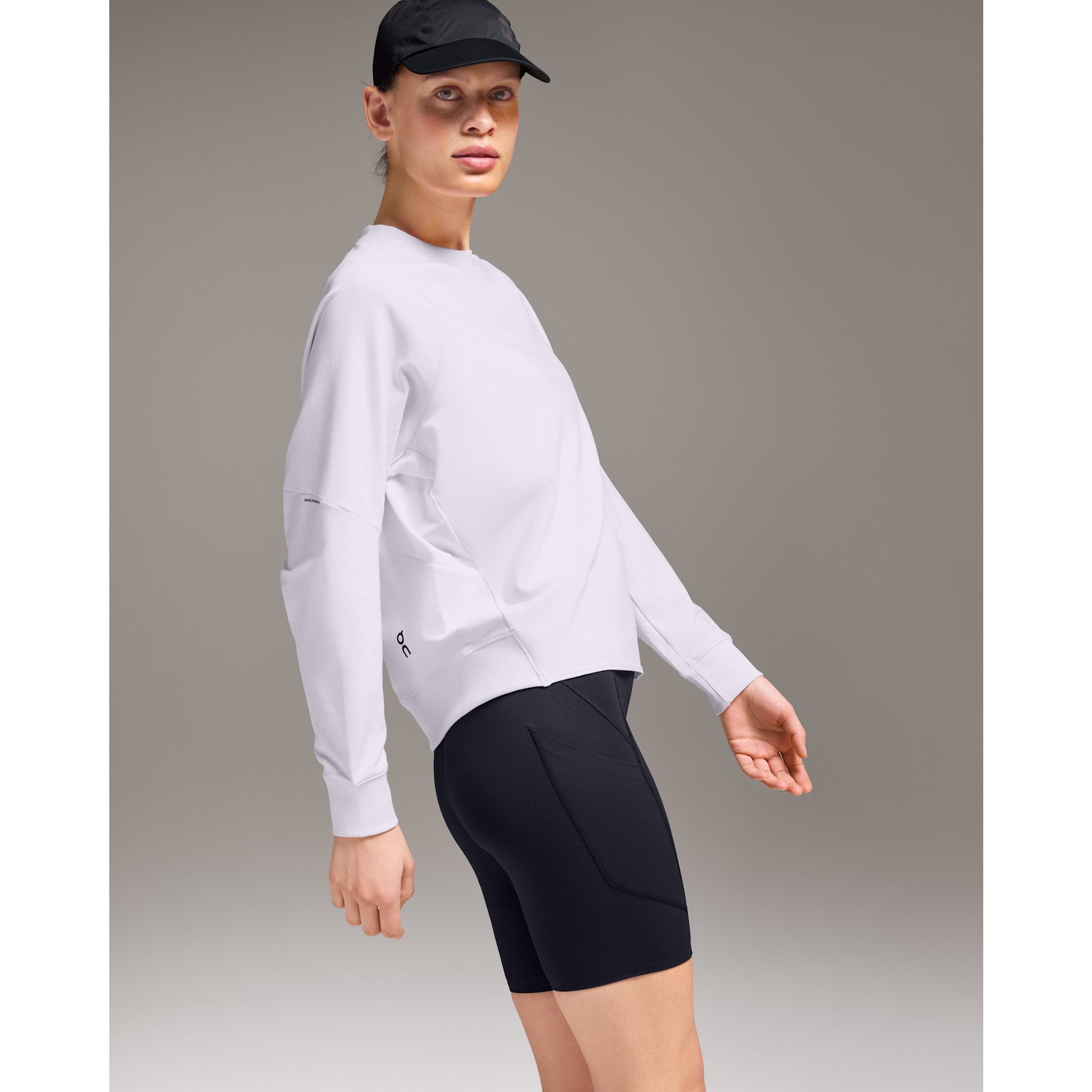 On Movement Crew White