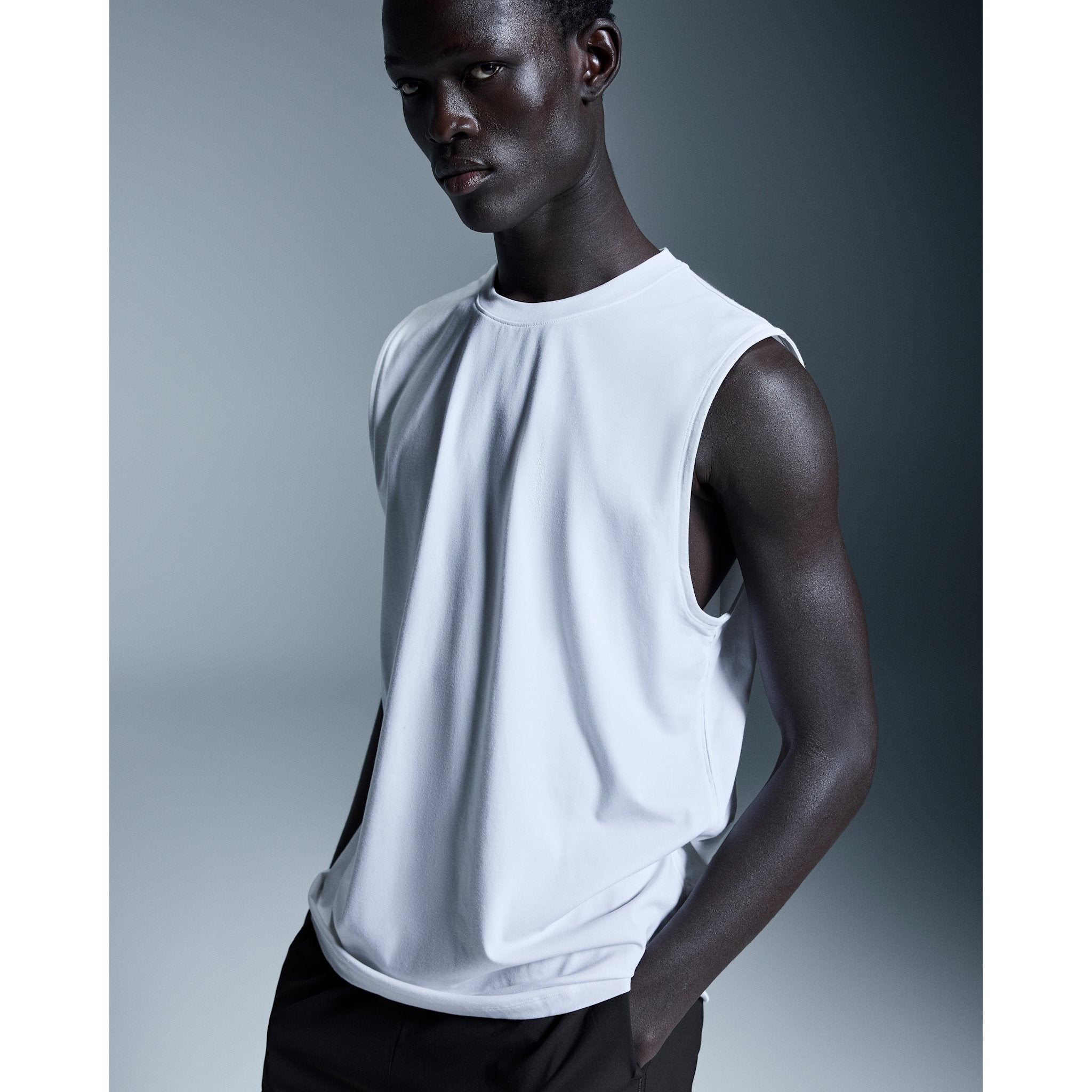 On Focus Tank White