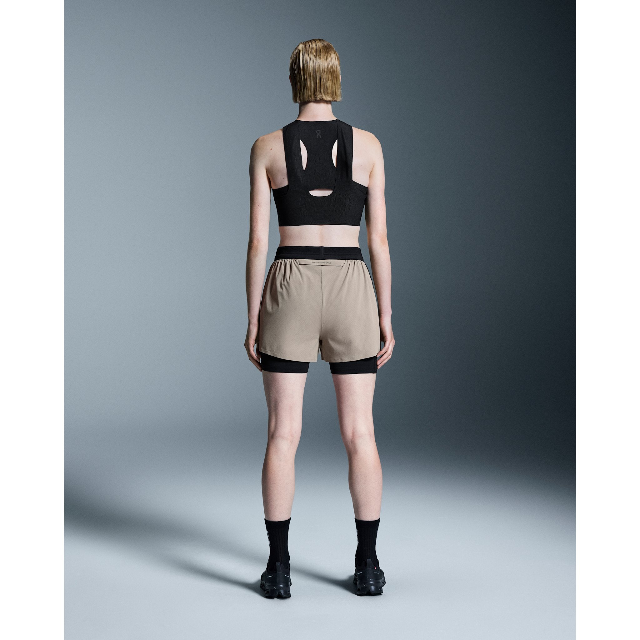 On 3" Performance 2/1 Shorts Cinder | Black