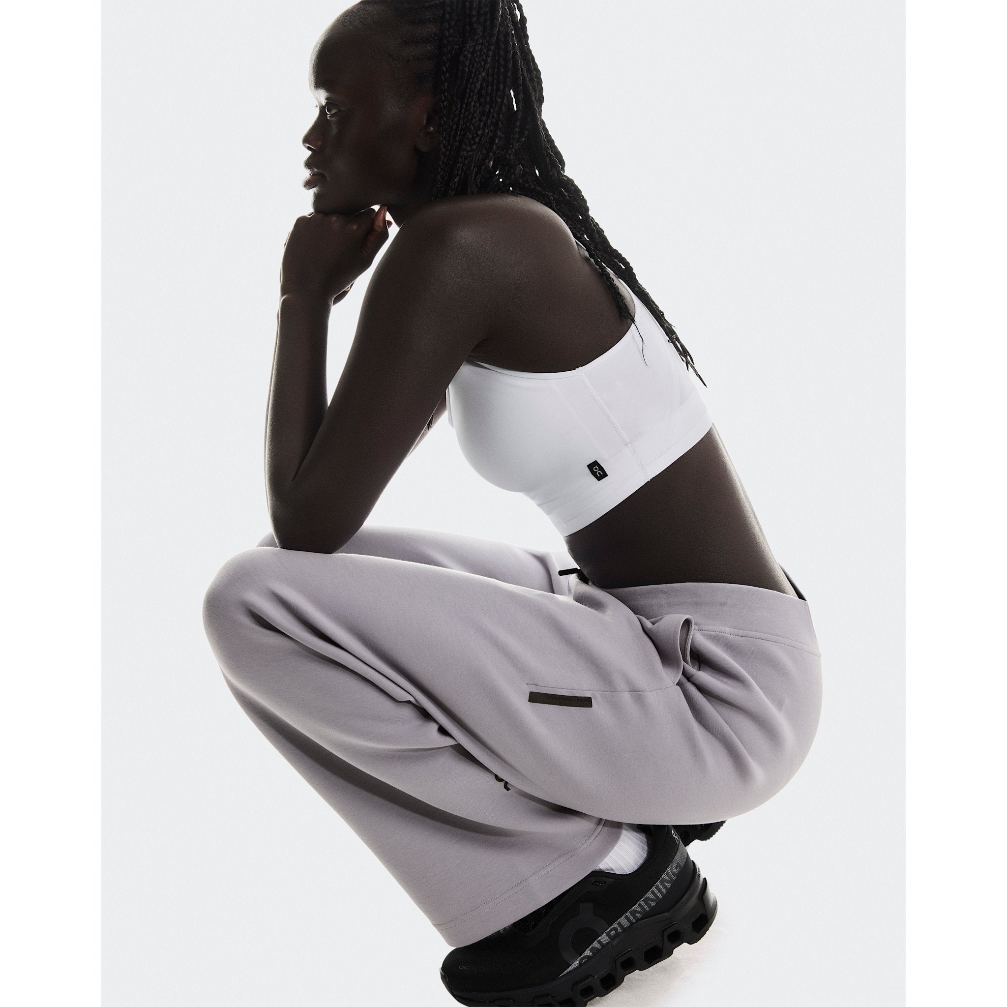 On Focus Tech Sweatpants Lilac