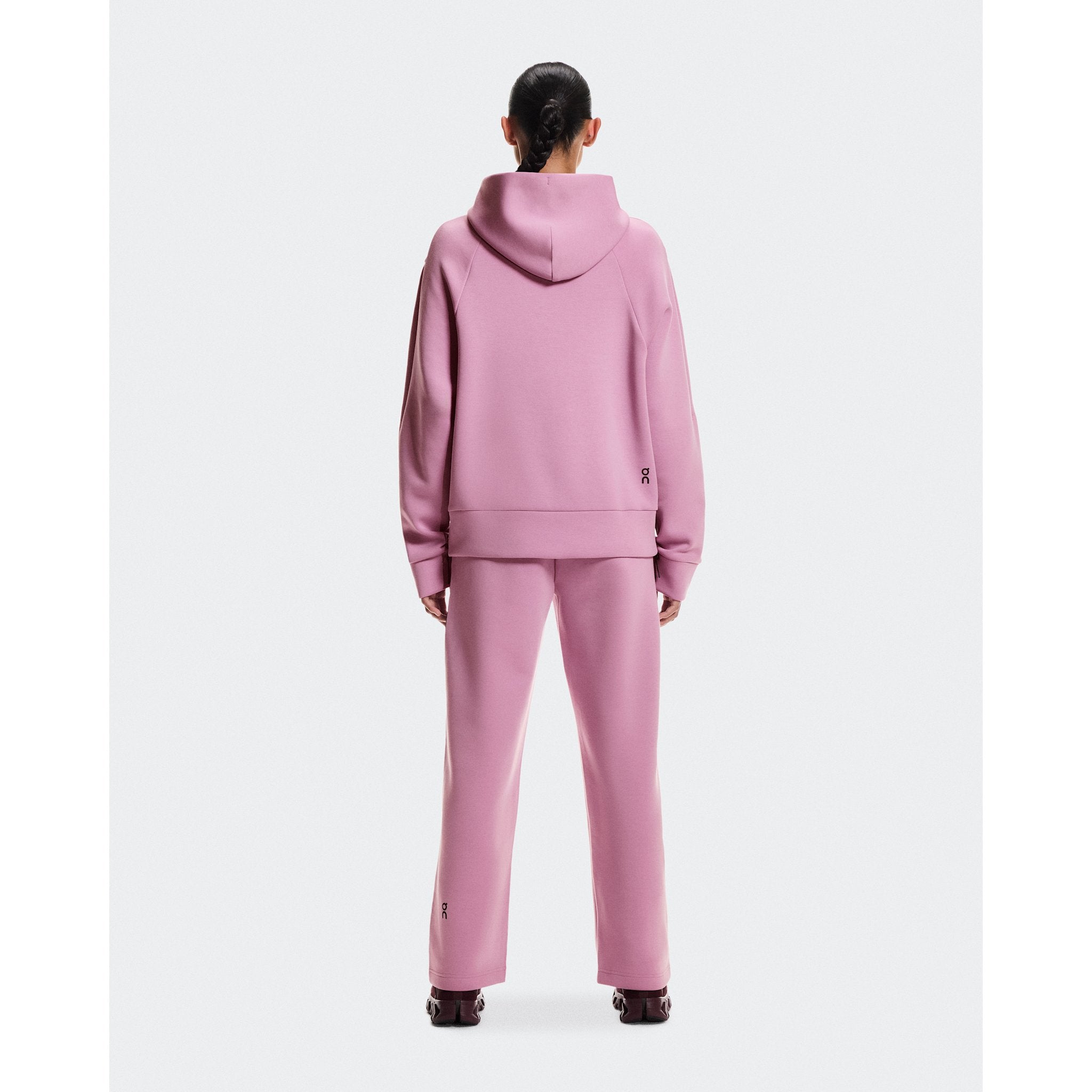 On Focus Tech Hoodie Sakura