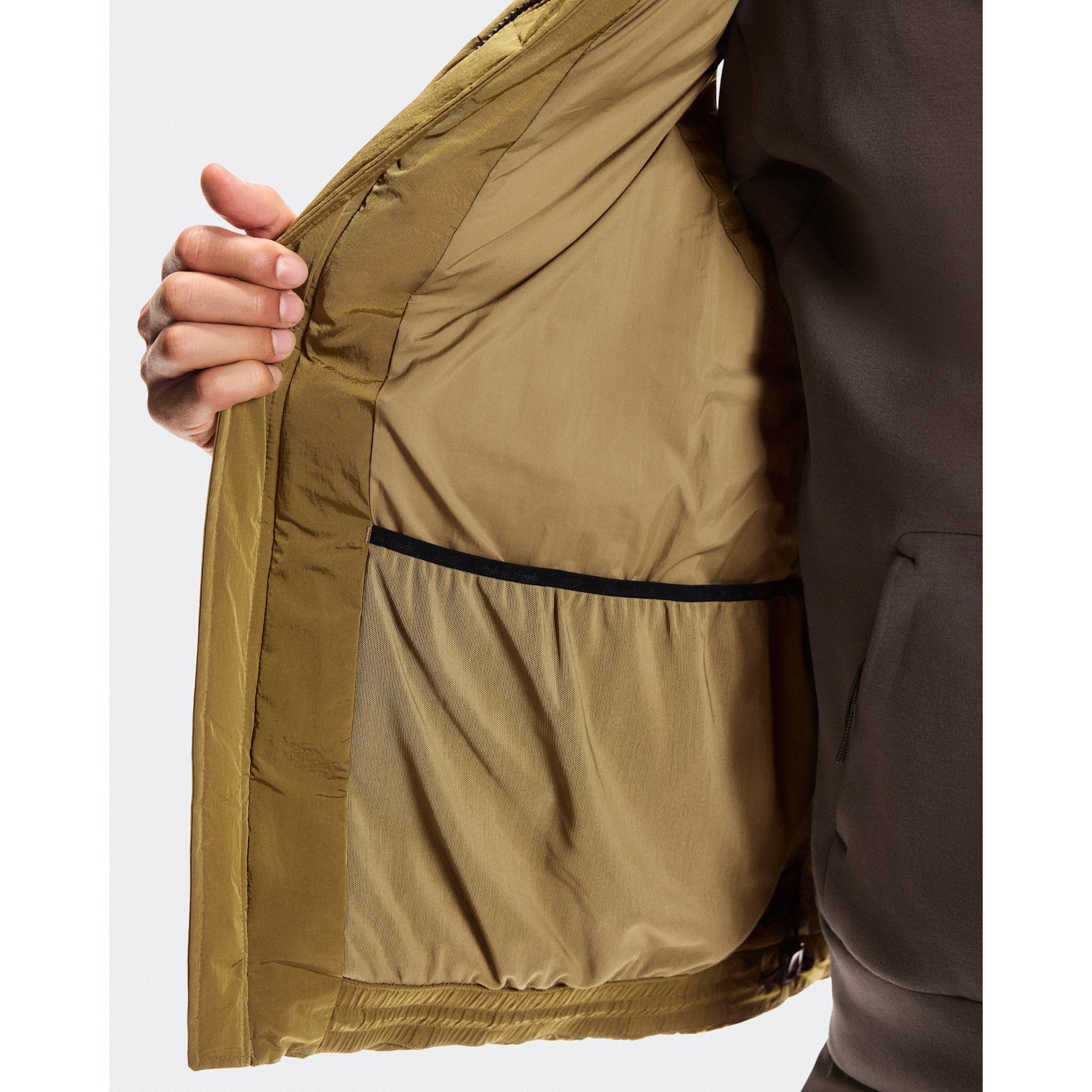 On All-Day Puffer Vest Nutmeg