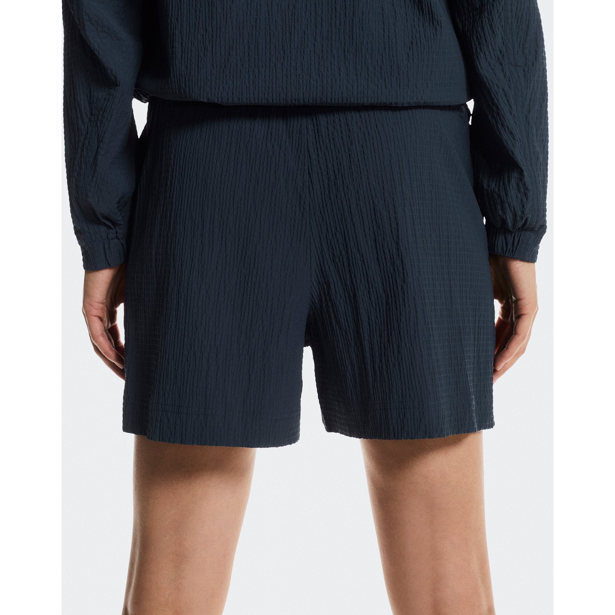 On Courtside Shorts Eaze Midnight