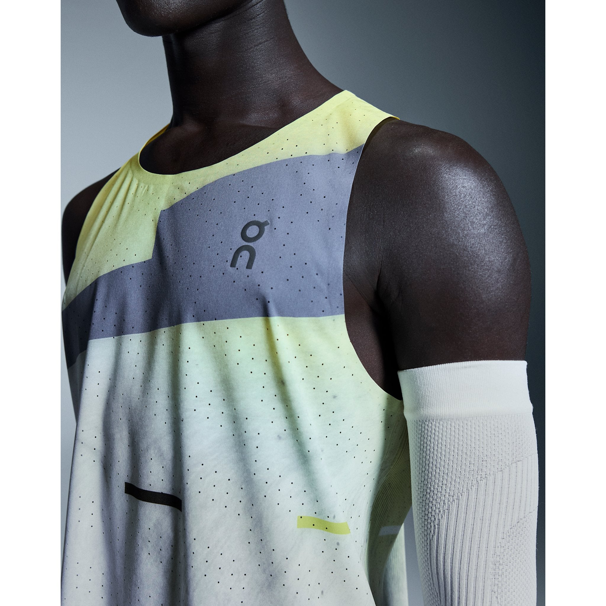 On Race Singlet Limelight | Glacier
