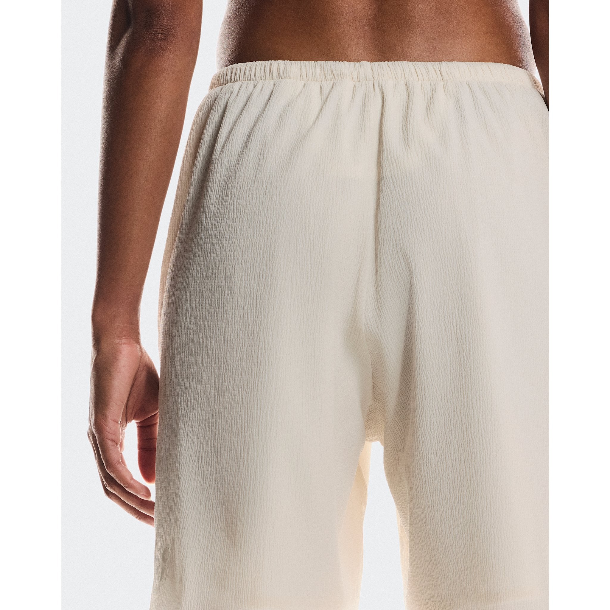 On Track Shorts Cream
