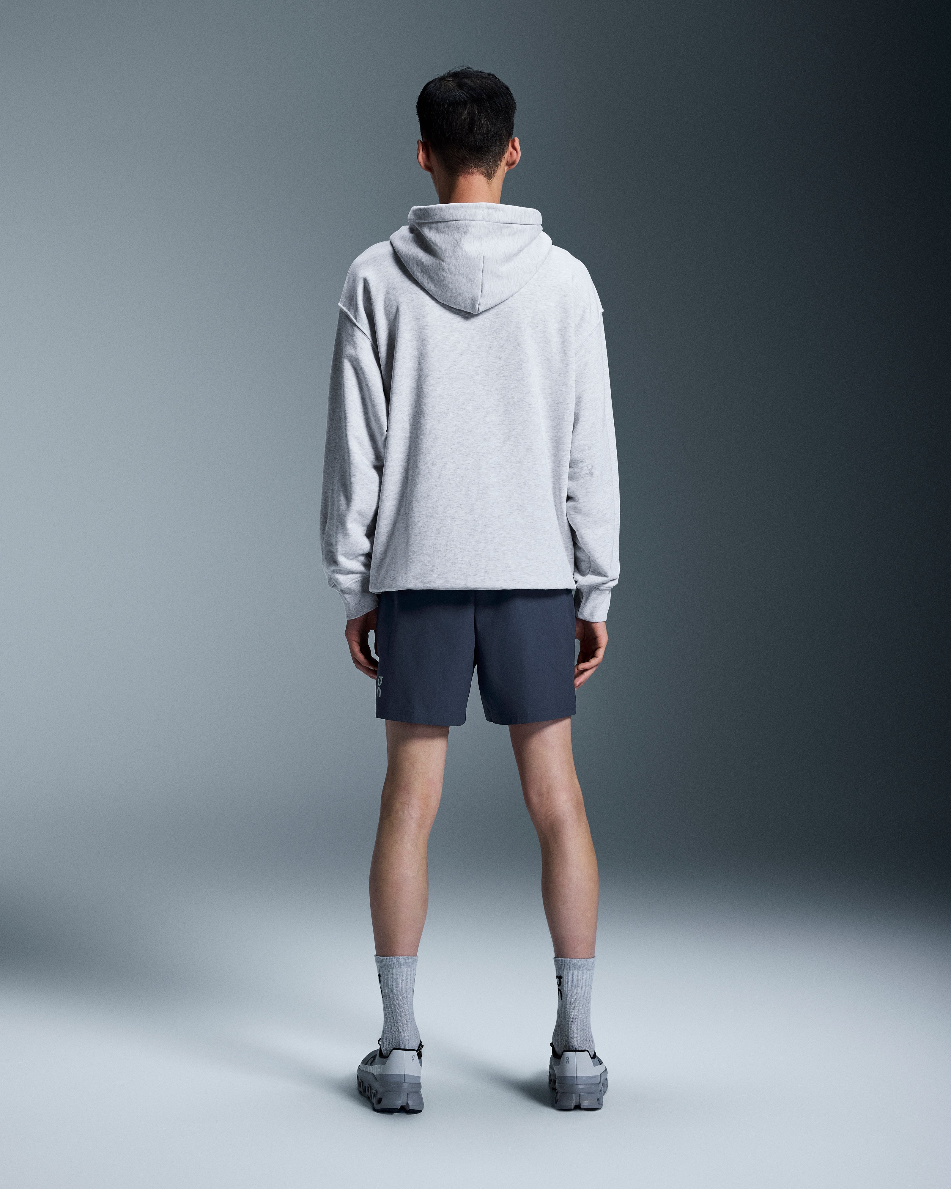 On 5" Core Shorts Midnight