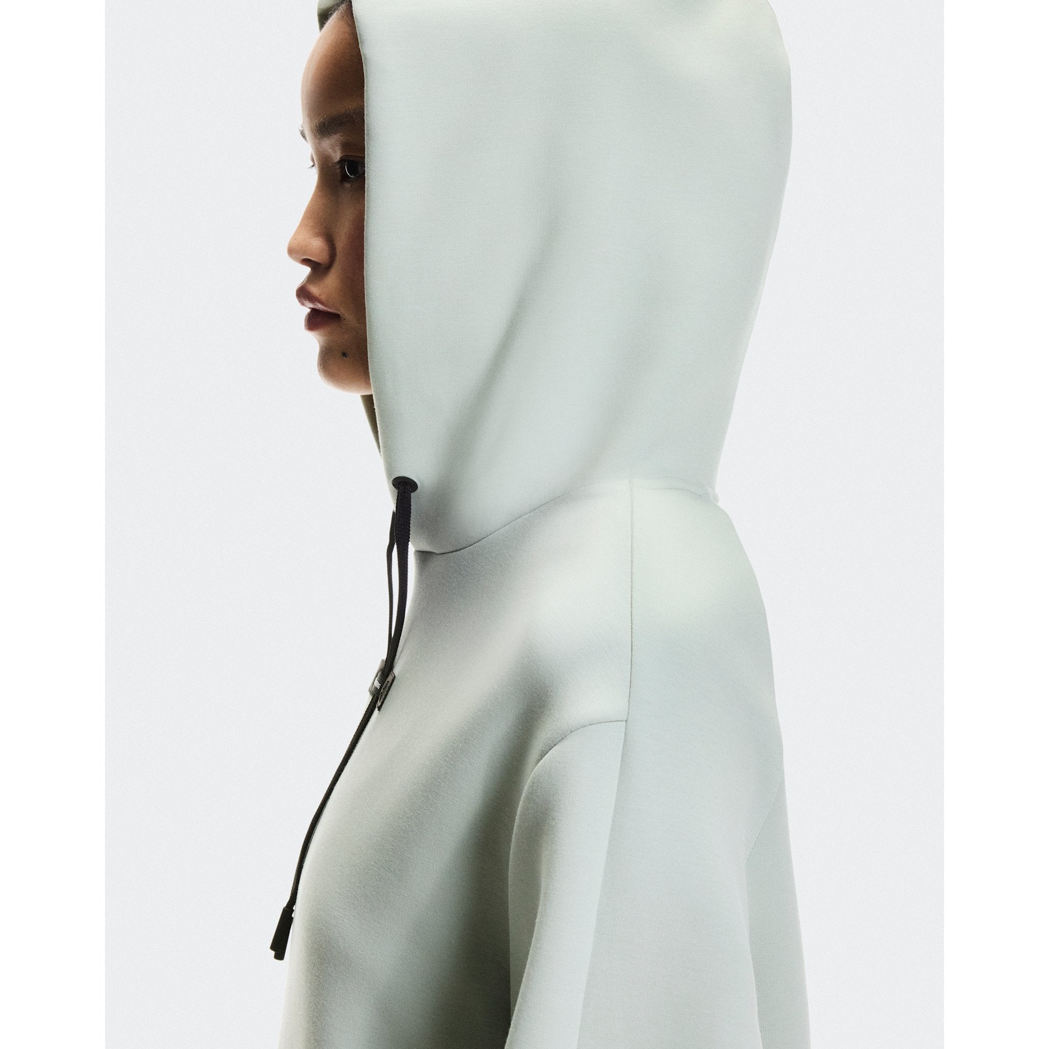 On Focus Tech Hoodie Mineral
