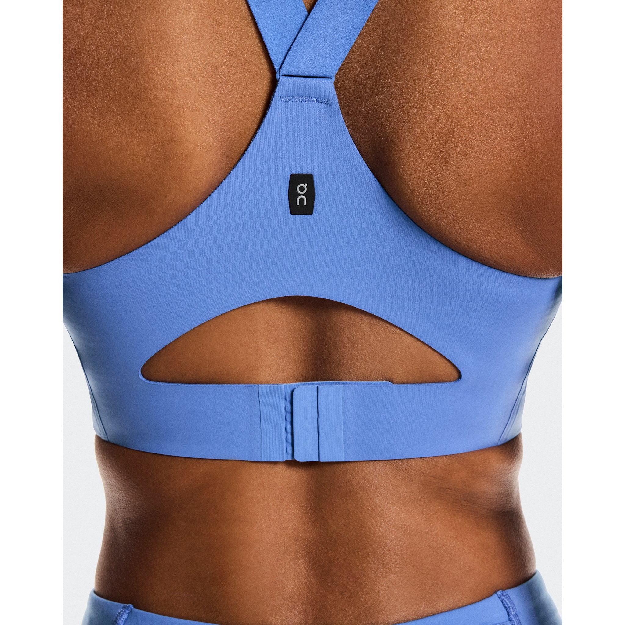 On Endurance Bra Zip Sailor