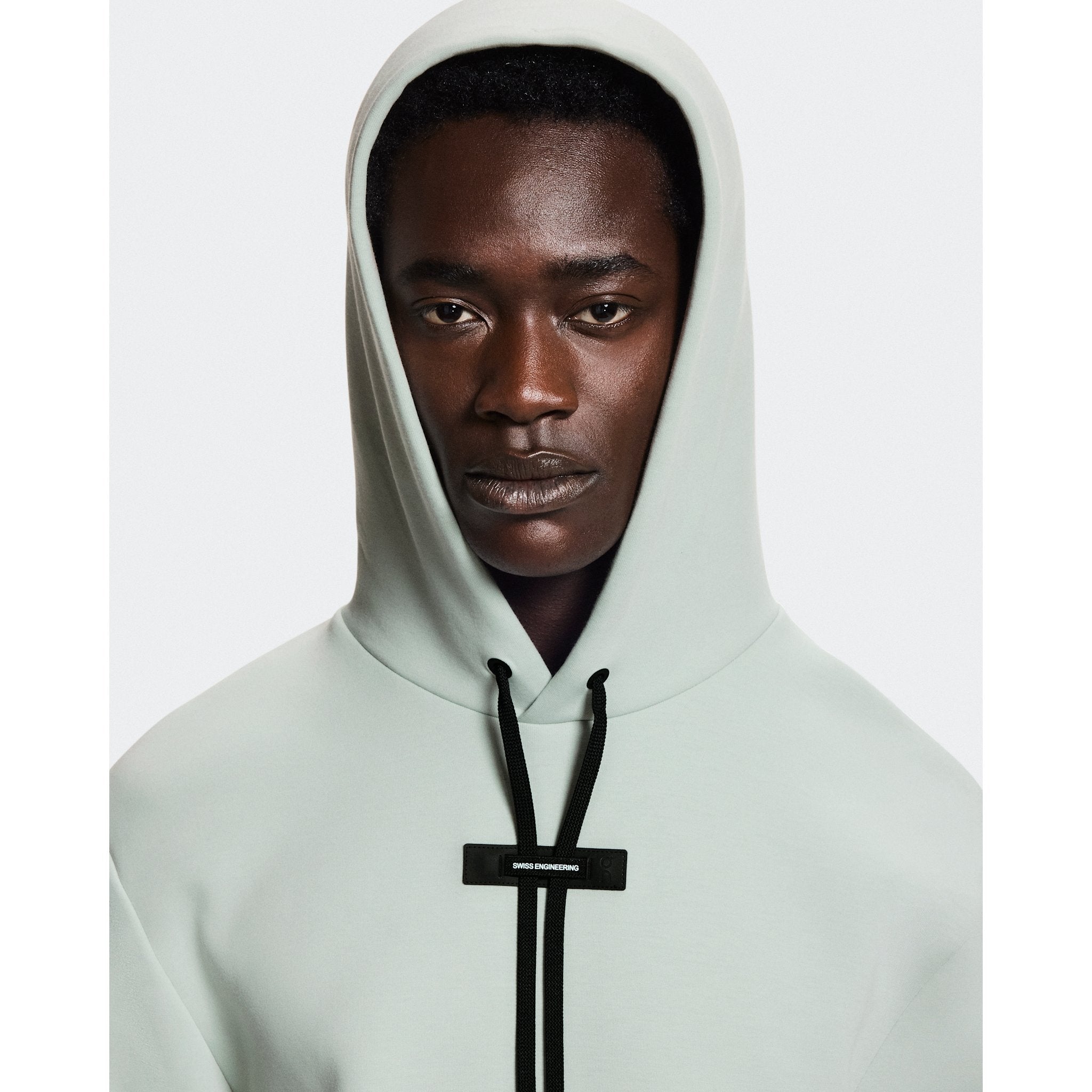On Focus Tech Hoodie Mineral
