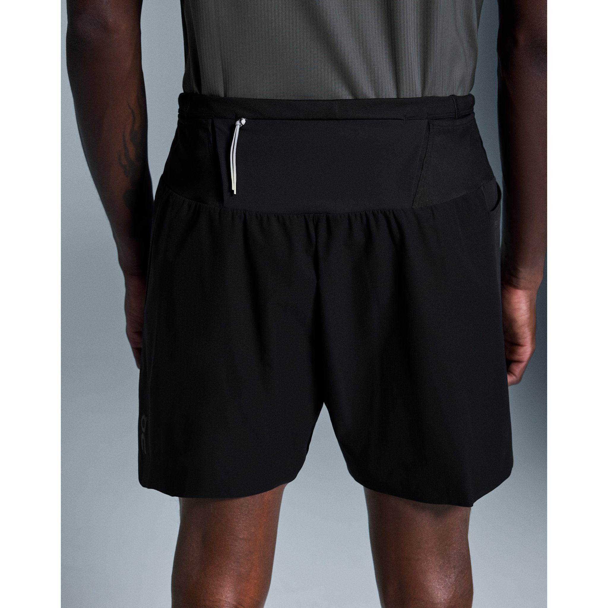 On Ultra Shorts Black | Black