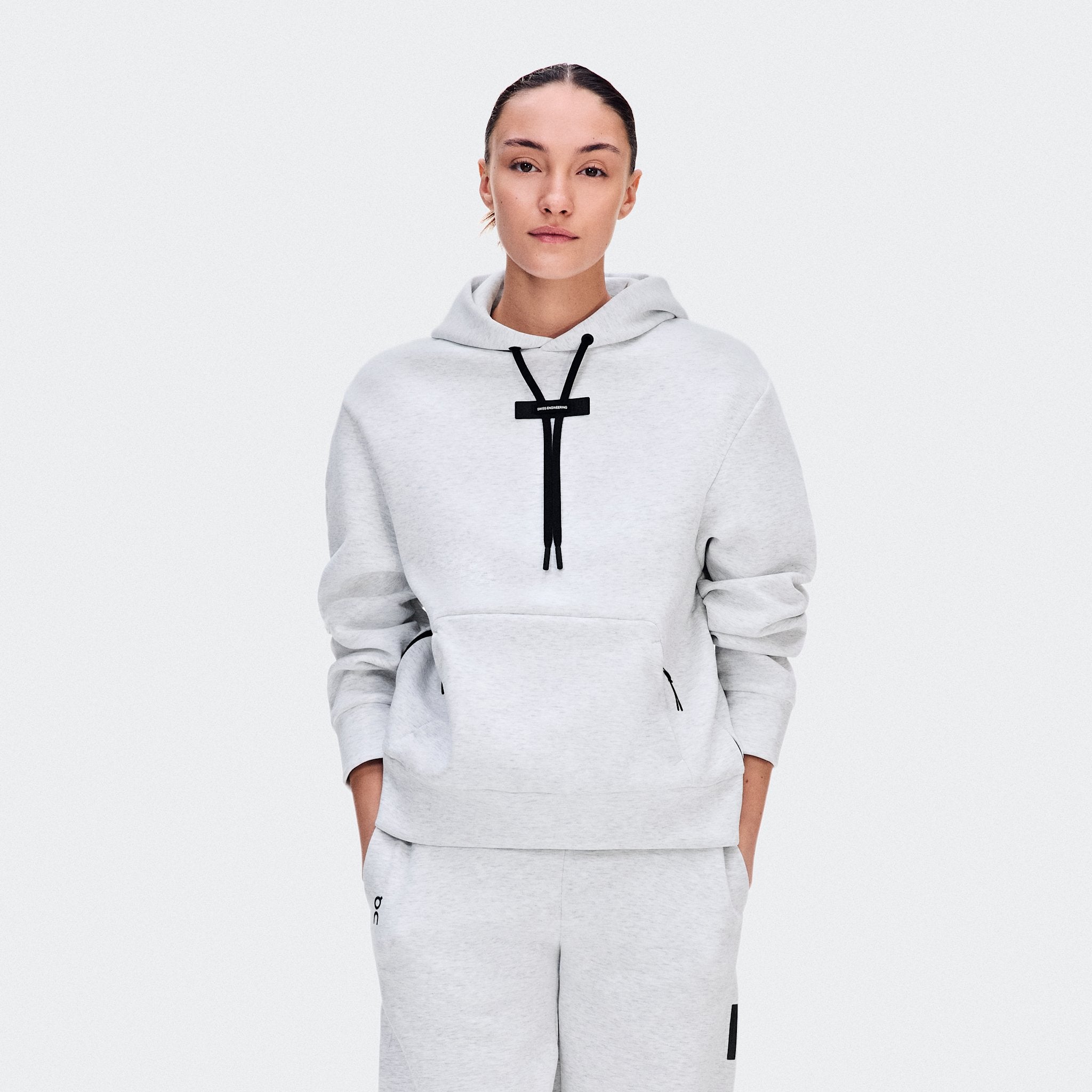 On Focus Tech Hoodie Crater