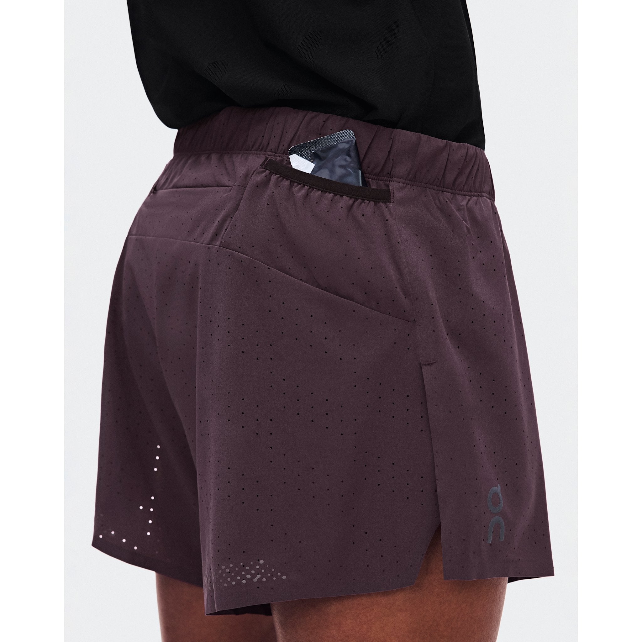 On Zero Shorts Urchin