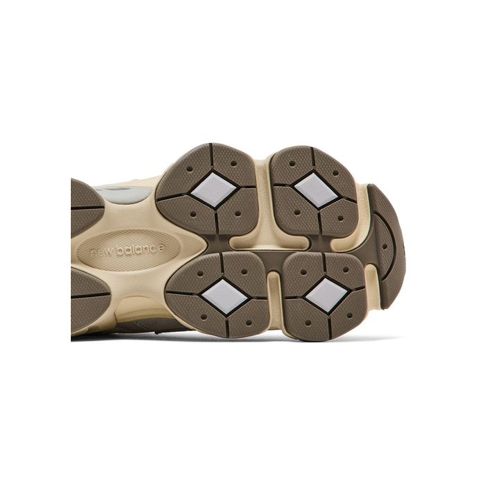 New Balance 9060 'Pearl Grey Linen'