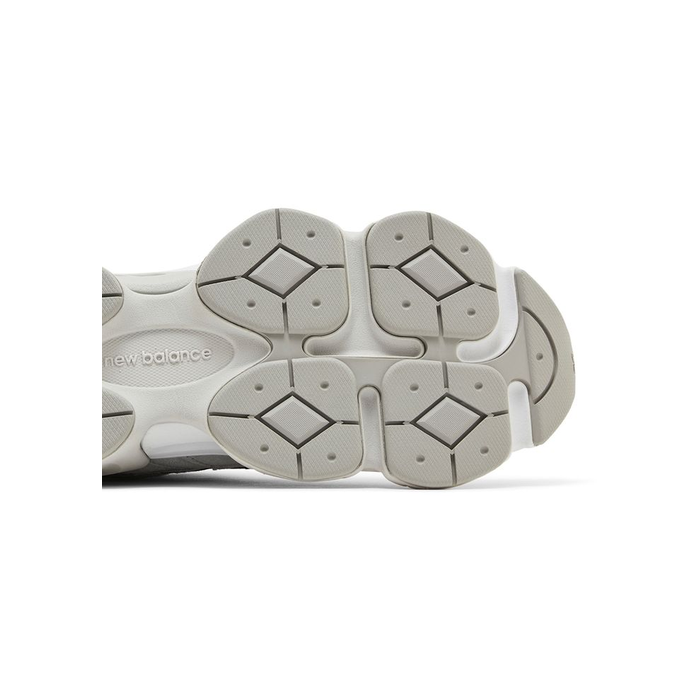 New Balance 9060 'Silver Metallic Grey'