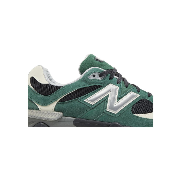 New Balance 9060 'Team Forest Green'