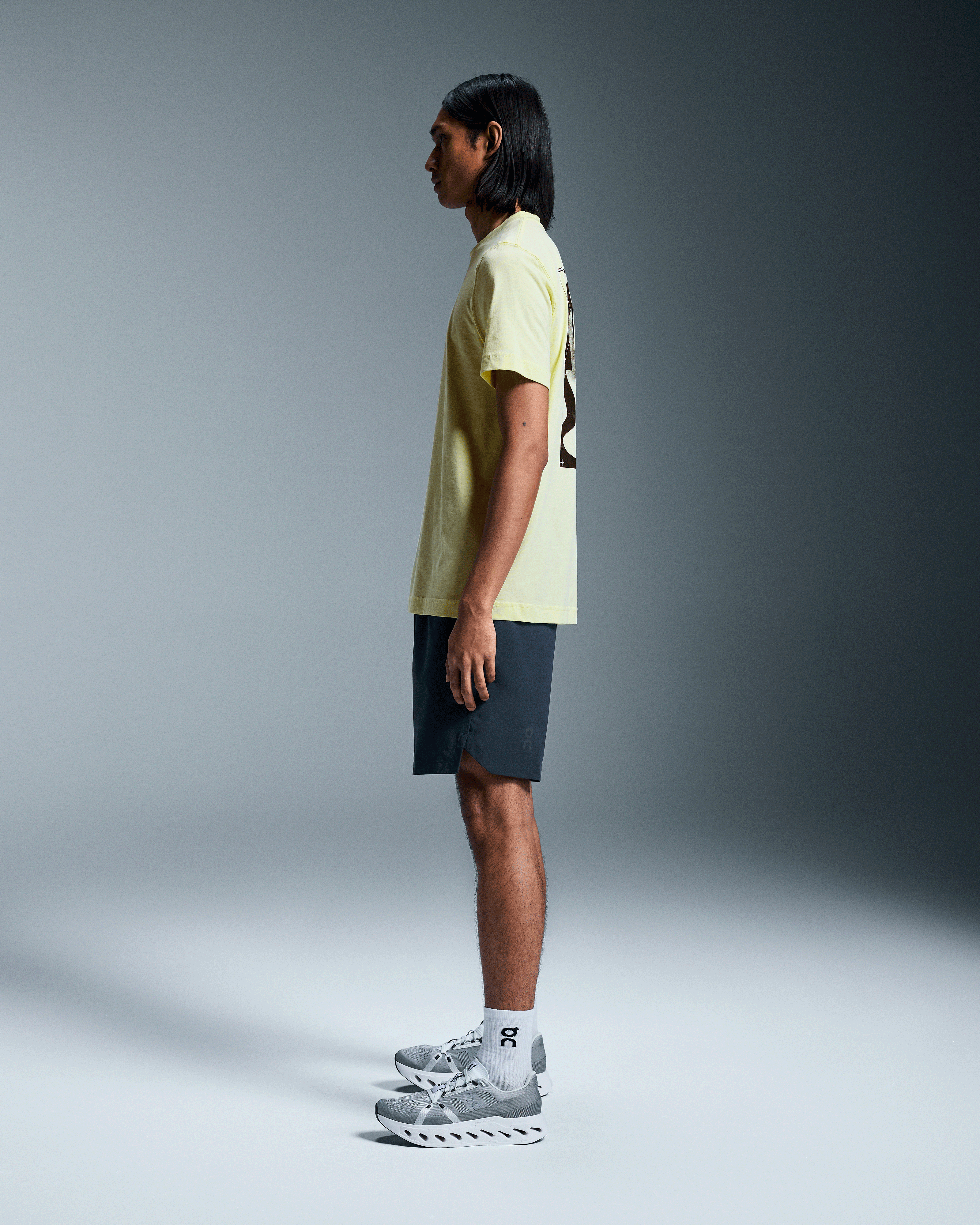 On Focus Shorts Midnight