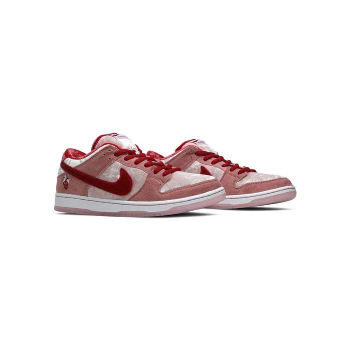 Nike StrangeLove x Dunk Low SB 'Valentine's Day'