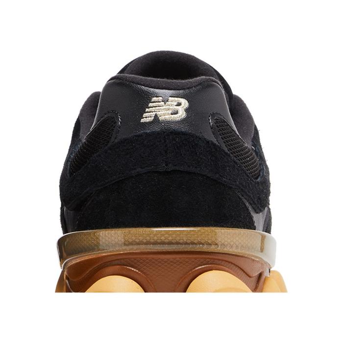 New Balance 9060 'Black Royal Gum'