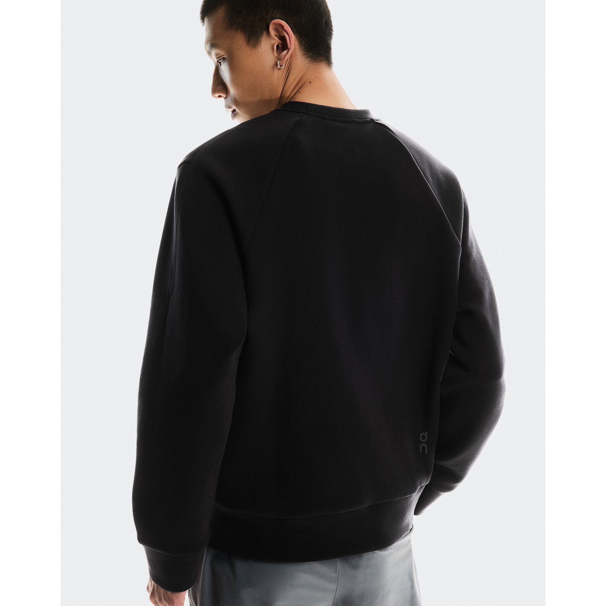 On Focus Tech Crew Black