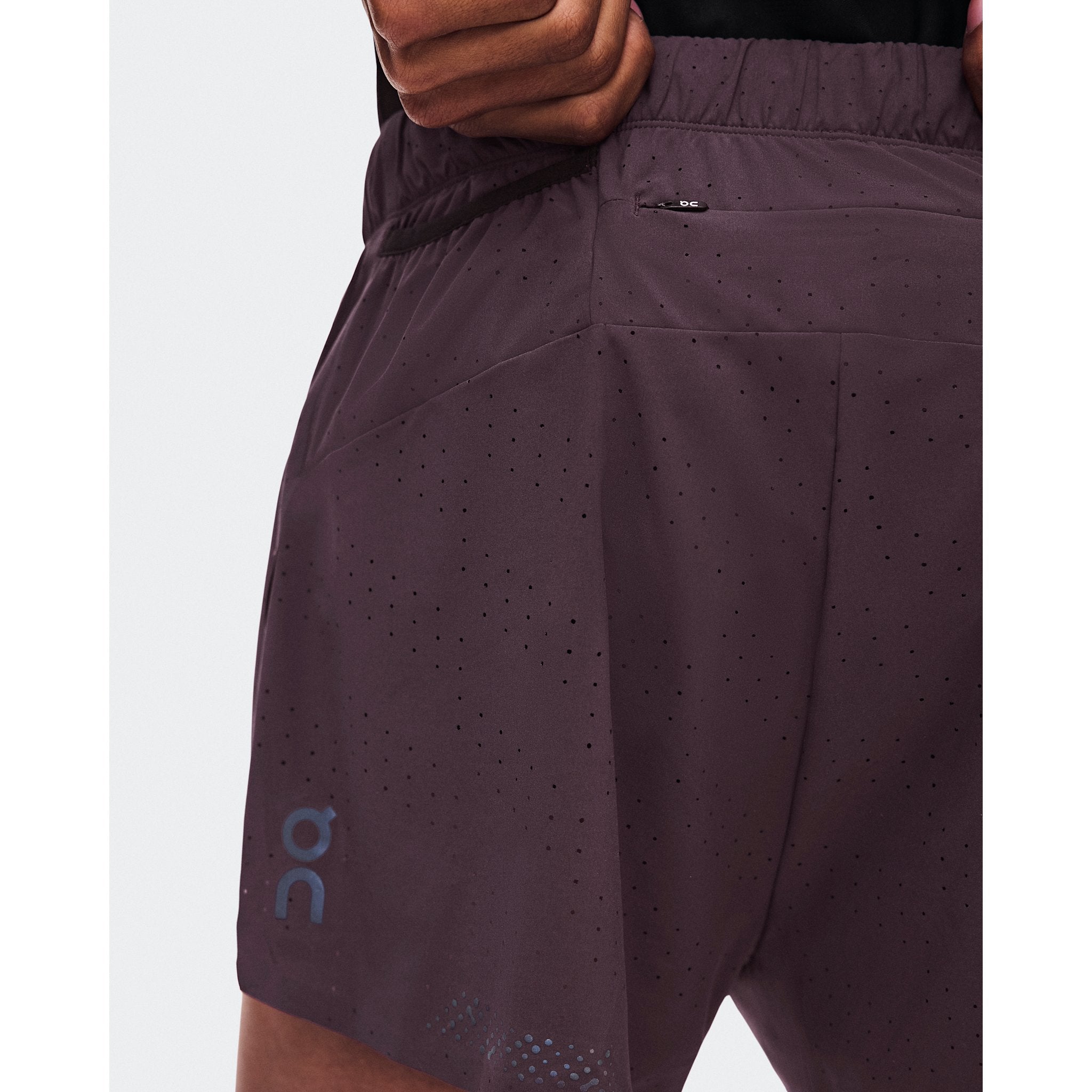 On Zero Shorts Urchin