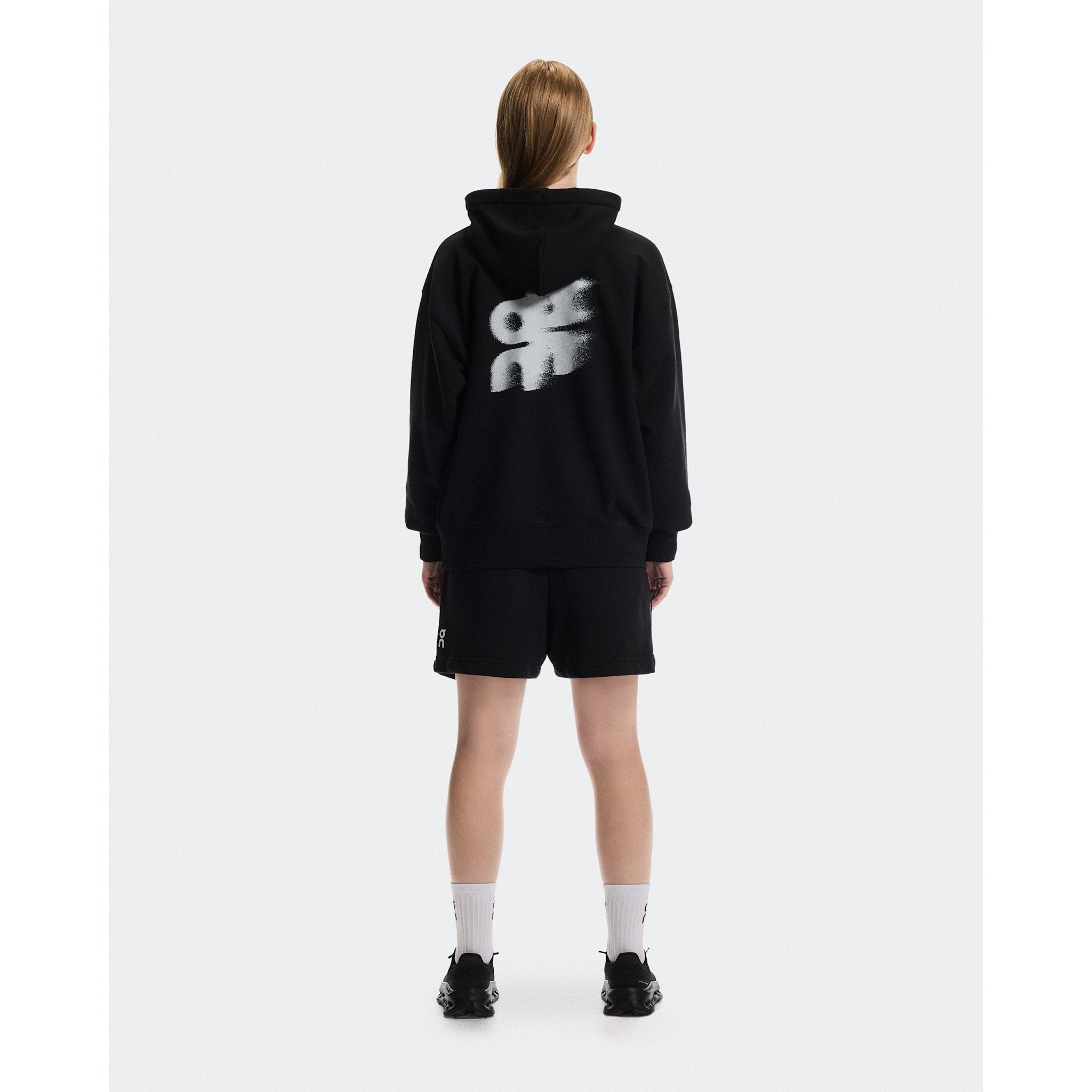 On Club Hoodie Avant Black