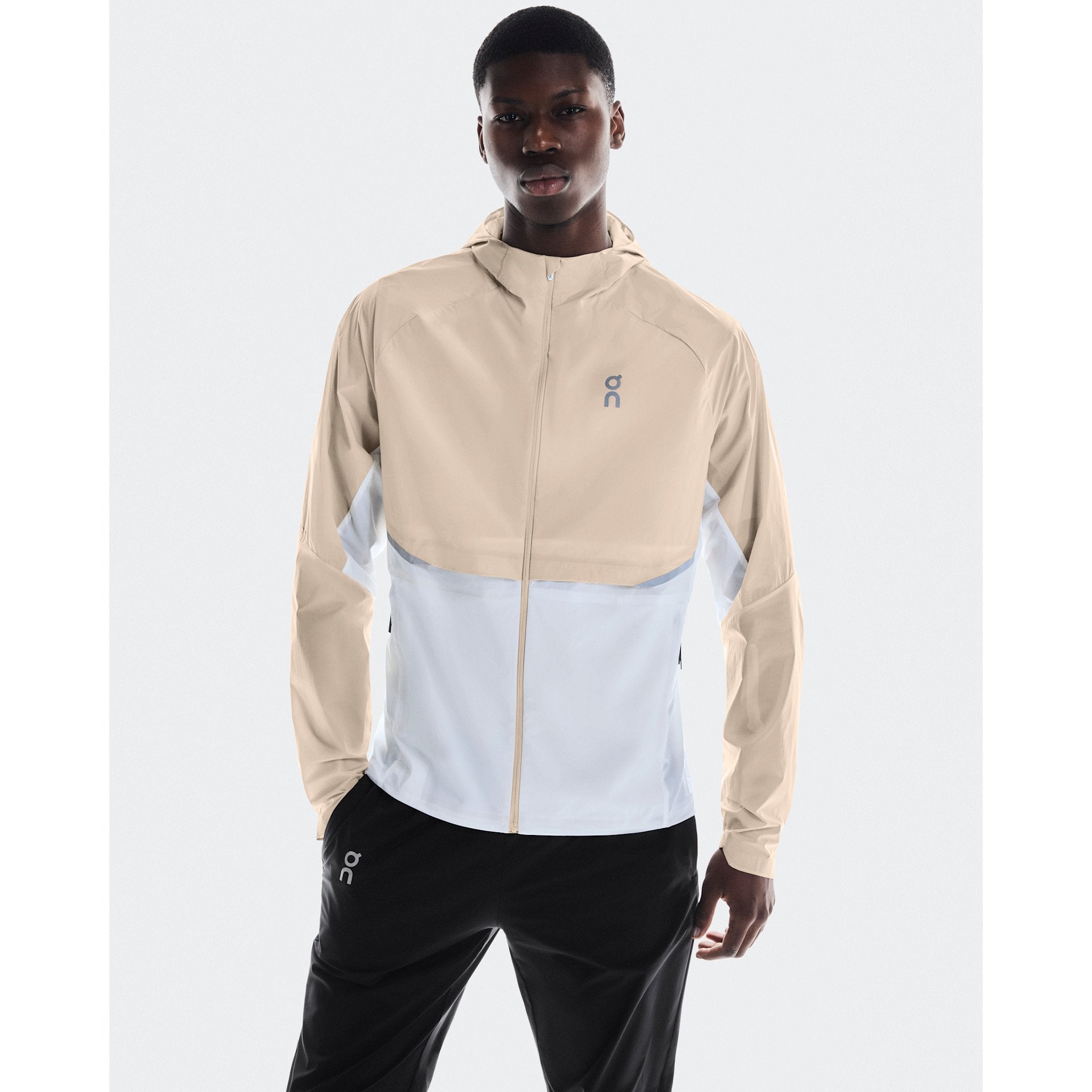 On Core Jacket Sand | White